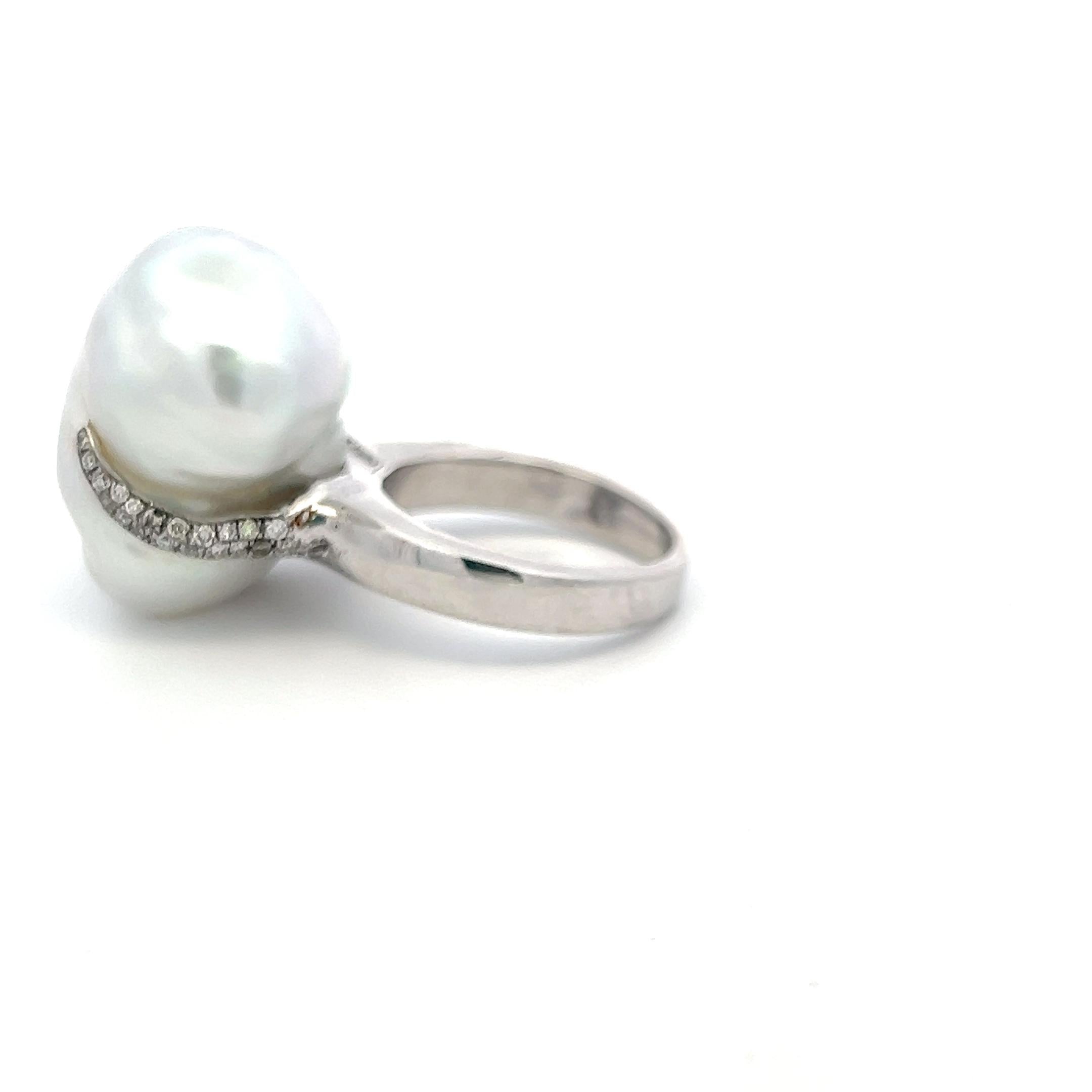 18K White Gold Cocktail Ring with 1.12ct Round I SI Diamonds and Pearl Size 8