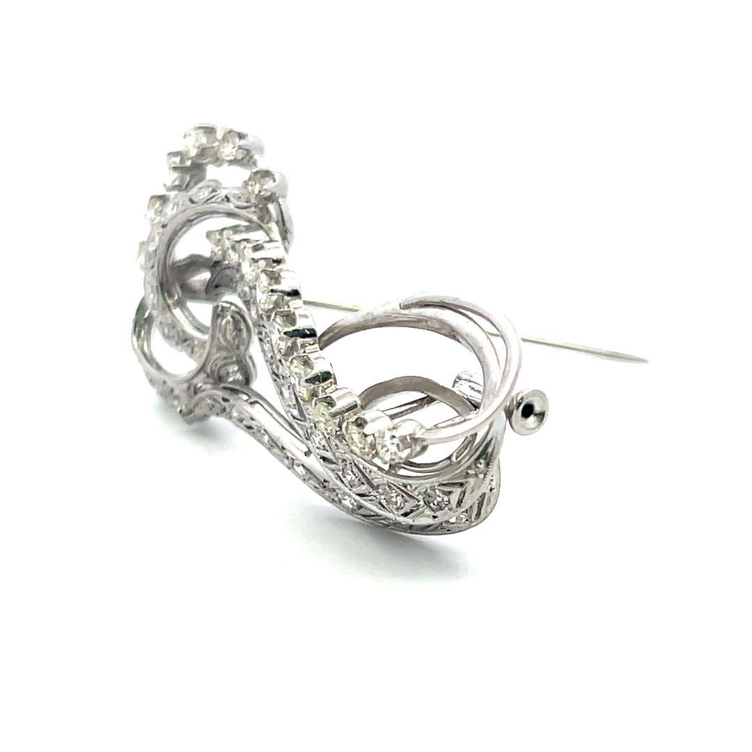 Vintage Platinum Pin Brooch with 1.26 Carat Round H-VS Diamonds 10.3 Grams
