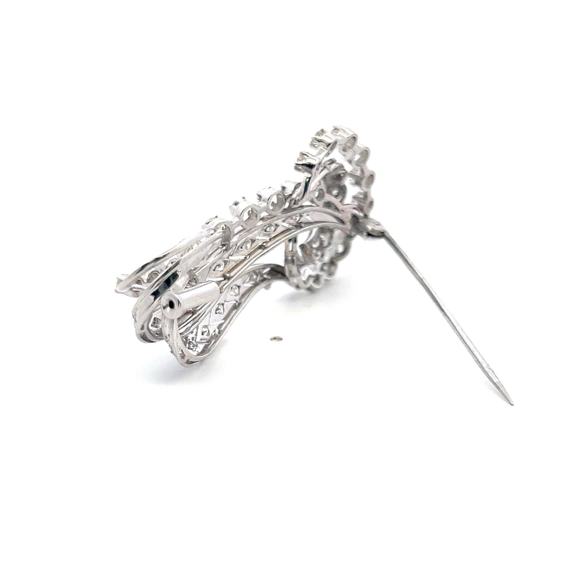 Vintage Platinum Pin Brooch with 1.26 Carat Round H-VS Diamonds 10.3 Grams