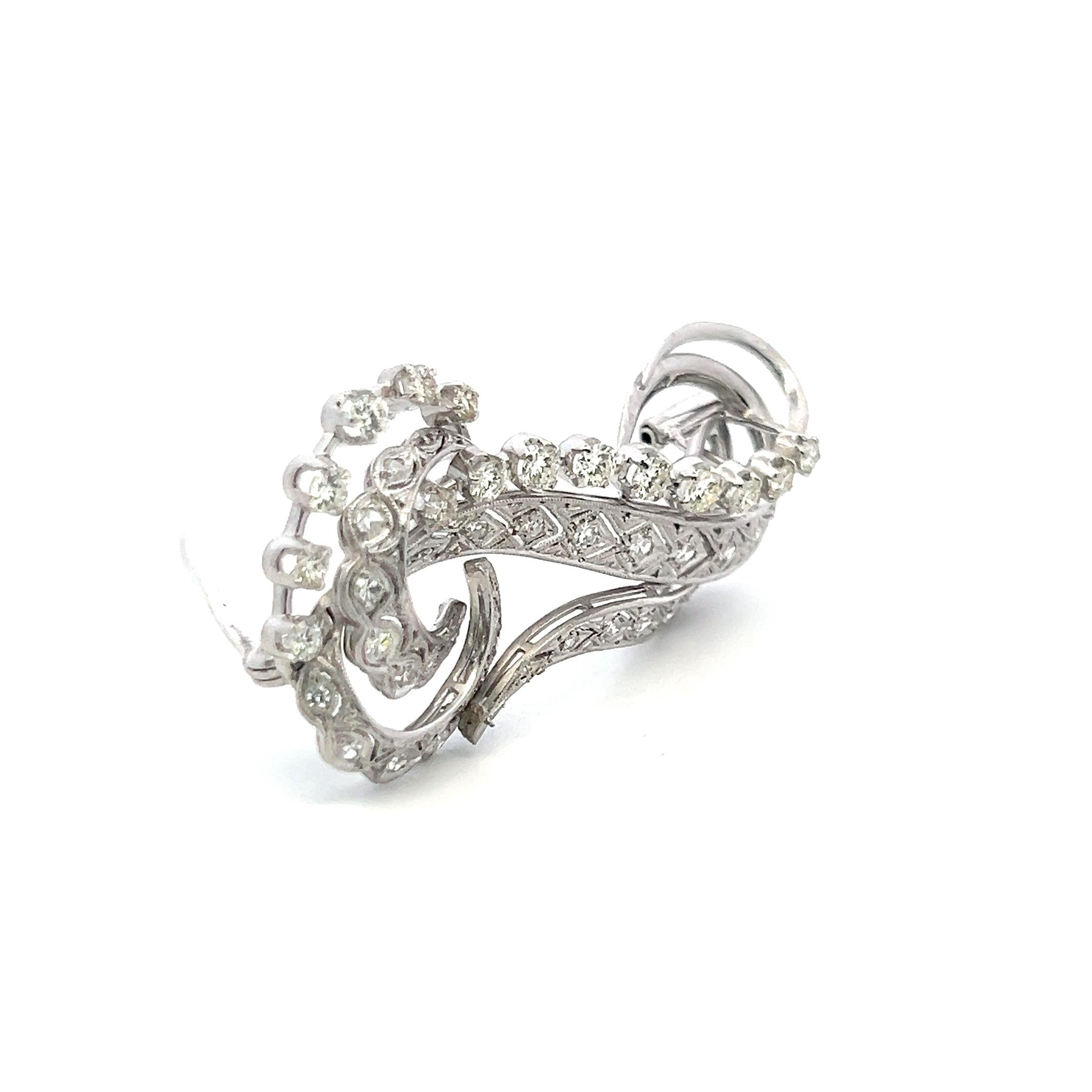 Vintage Platinum Pin Brooch with 1.26 Carat Round H-VS Diamonds 10.3 Grams