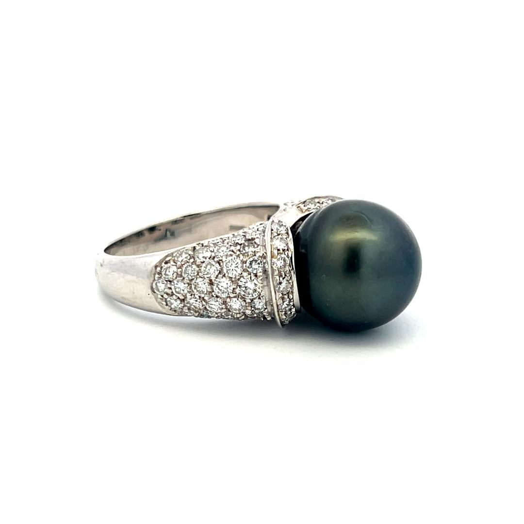 18K White Gold Cocktail Ring with 2.5ct Round Diamonds and 12.3 MM Pearl Size 8