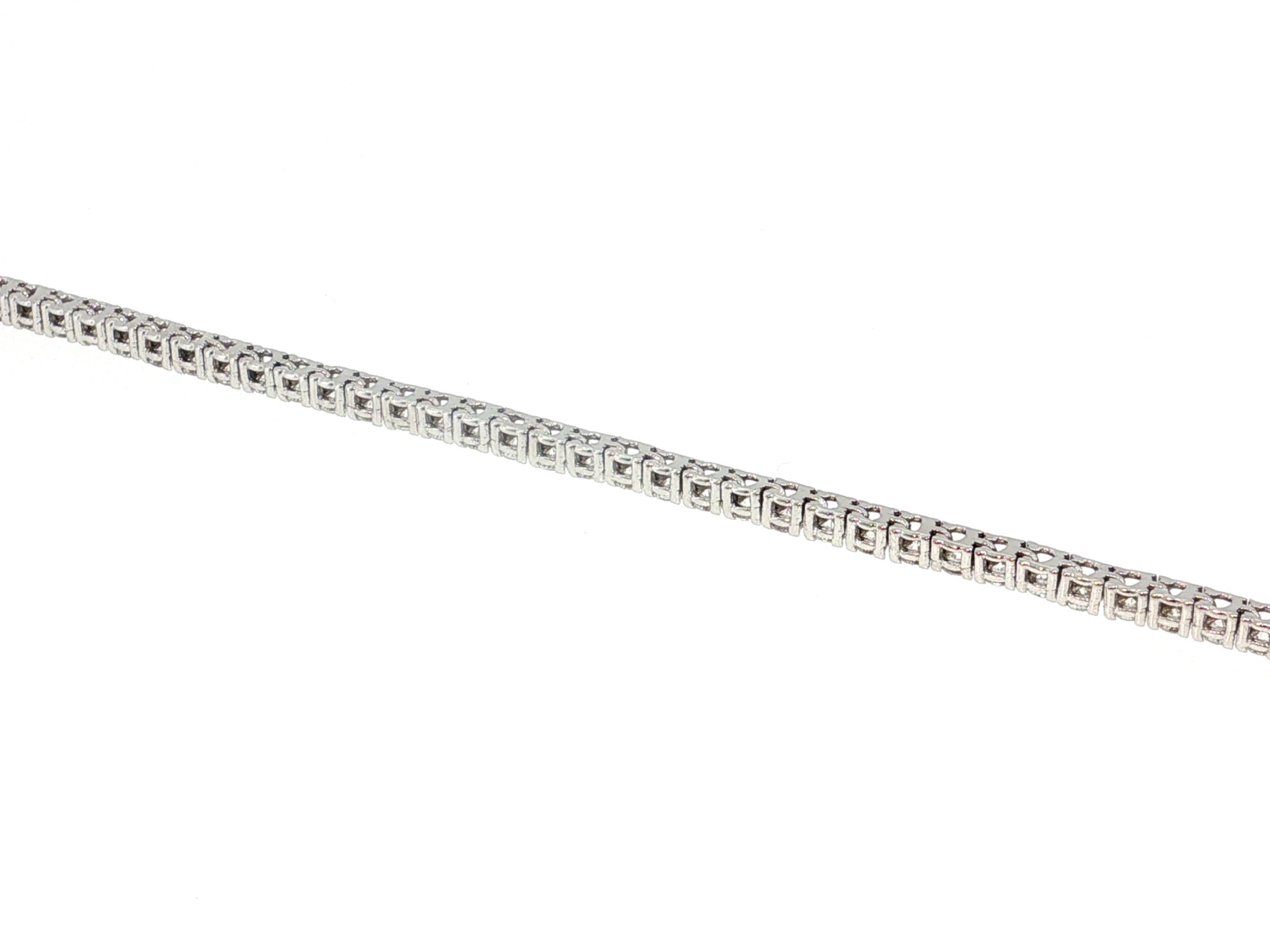 Vintage 14K White Gold Tennis Bracelet with 2.97 Carat Round H VS Diamonds