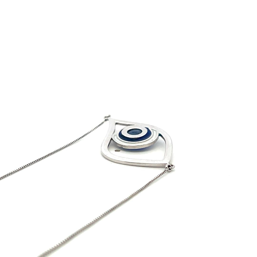 18K White Gold Pendant Necklace with 1 Carat Sapphire 4.1 Grams 18 Inch