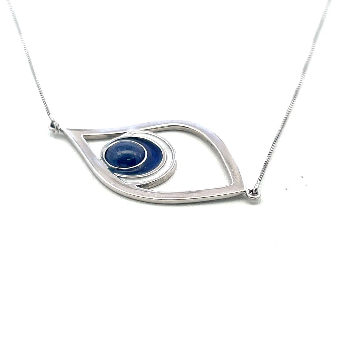 18K White Gold Pendant Necklace with 1 Carat Sapphire 4.1 Grams 18 Inch