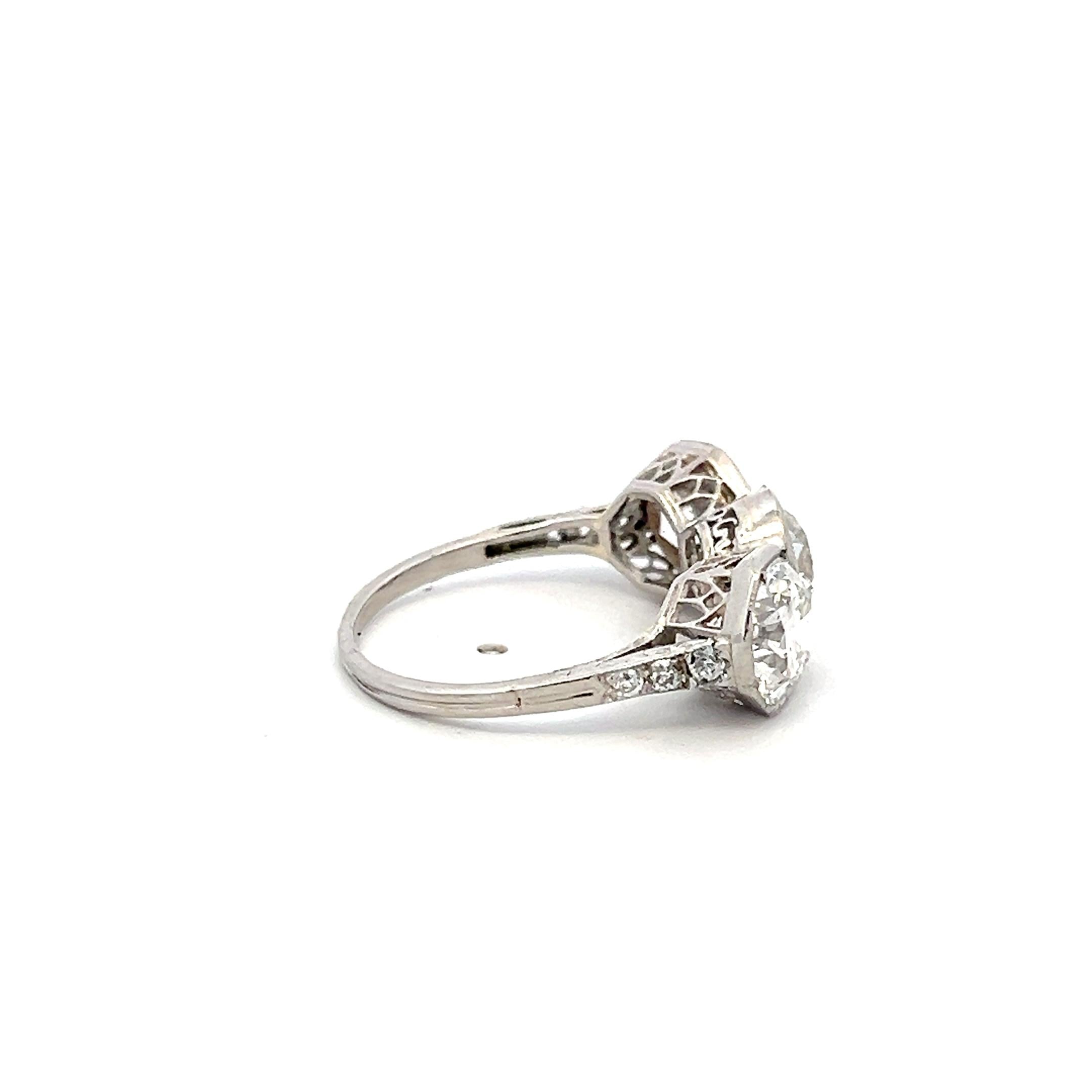 Platinum Three-Stone Ring with 3.81ct Circular Brilliant Diamonds H SI2 GIA