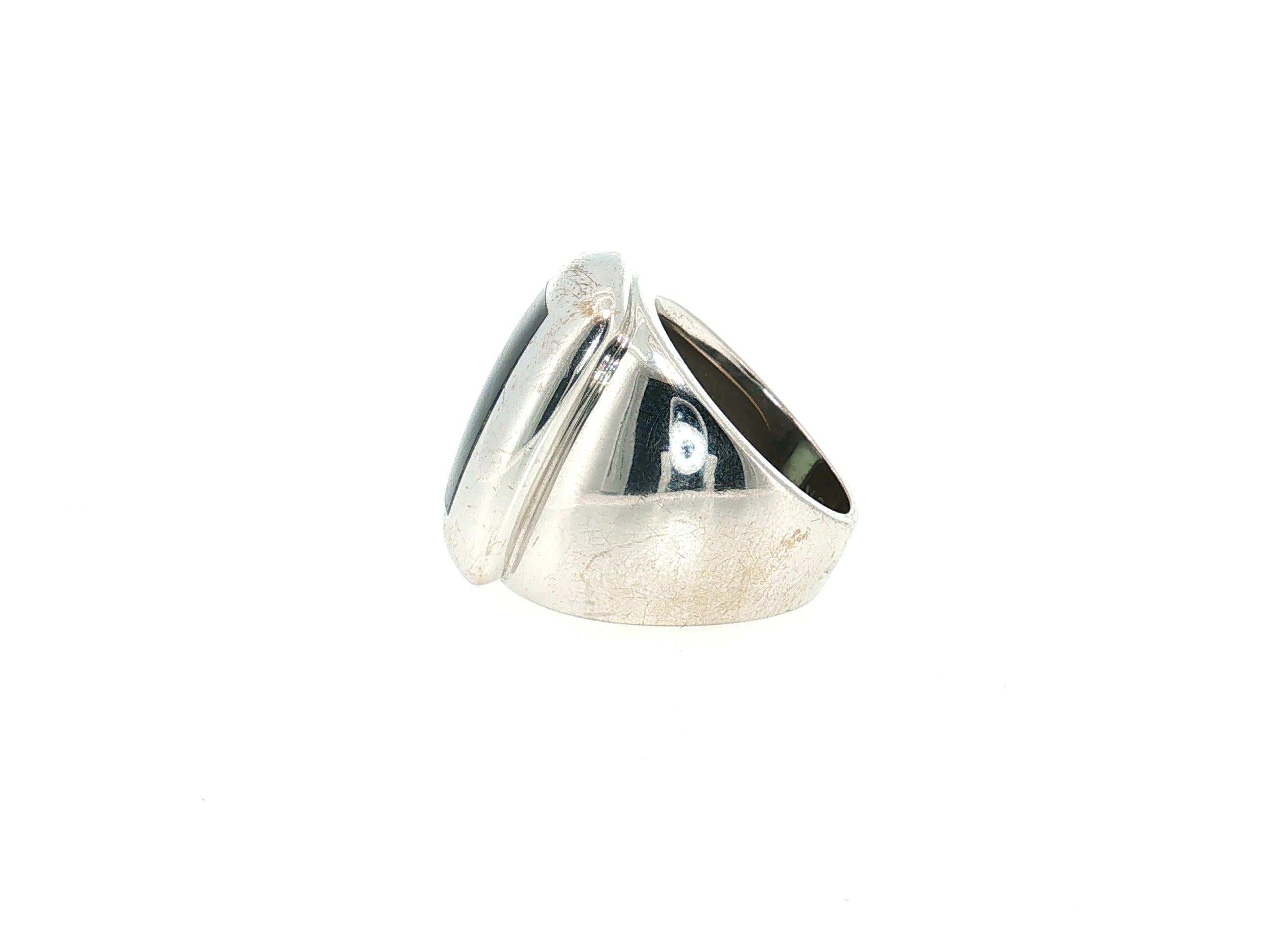 Van Cleef & Arpels 18K WG Cocktail Ring with 14.98x10.1mm Moonstone Size 6.5