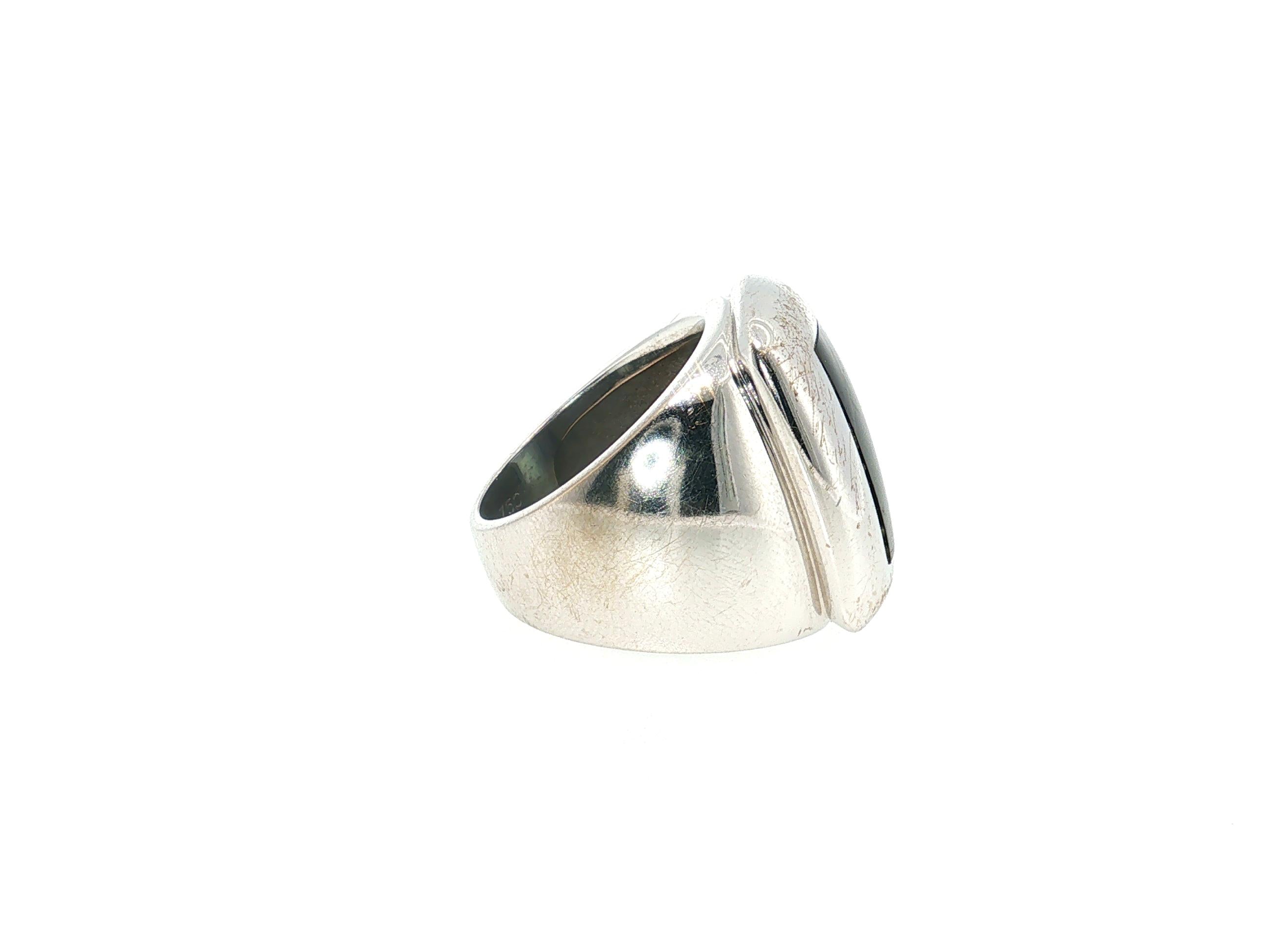 Van Cleef & Arpels 18K WG Cocktail Ring with 14.98x10.1mm Moonstone Size 6.5