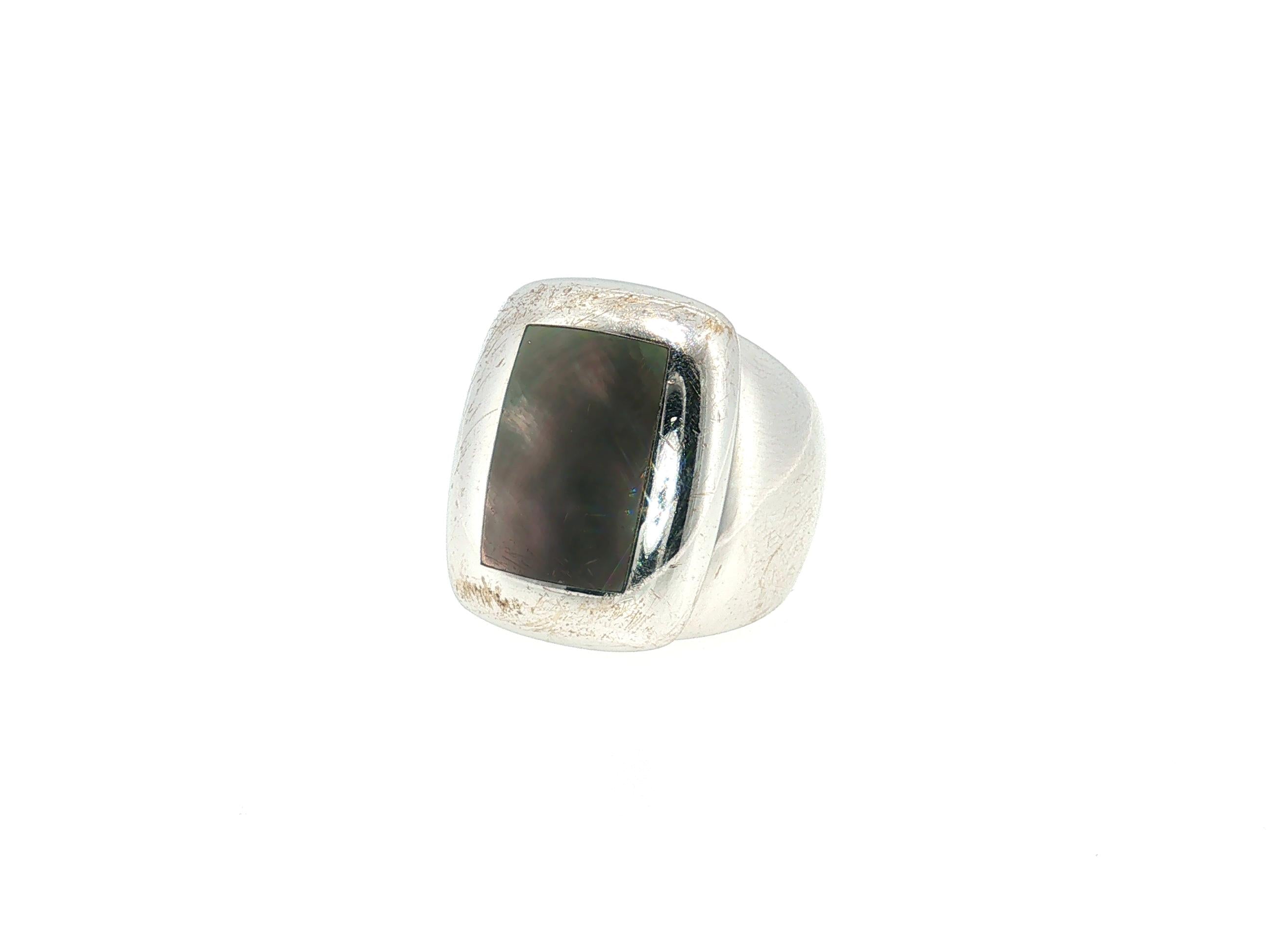 Van Cleef & Arpels 18K WG Cocktail Ring with 14.98x10.1mm Moonstone Size 6.5