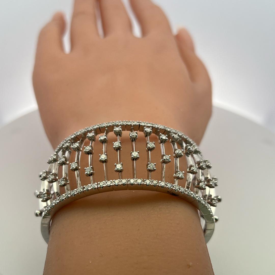 Vintage 18K White Gold Bangle Bracelet with 3.35 Carat Round H VS Diamonds