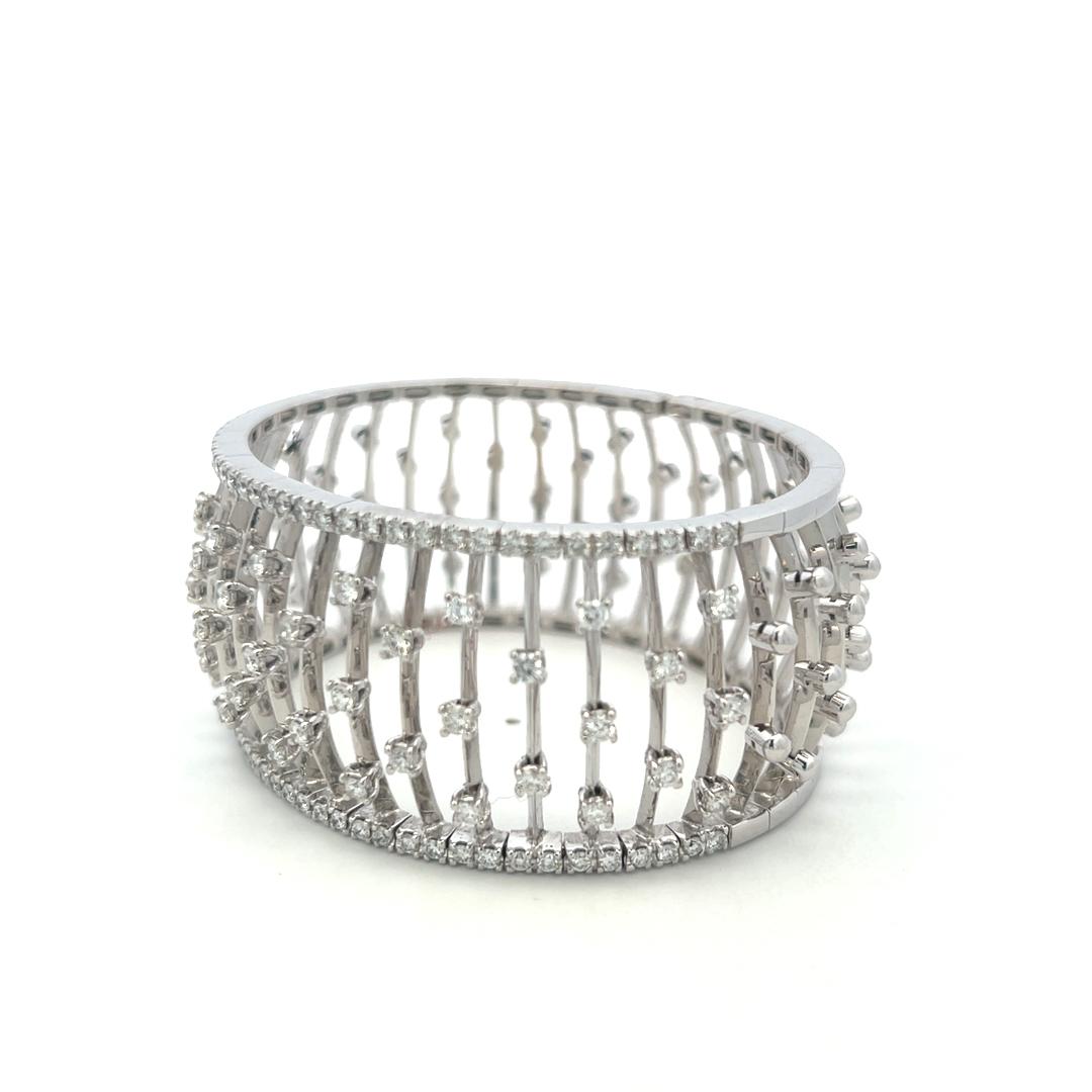 Vintage 18K White Gold Bangle Bracelet with 3.35 Carat Round H VS Diamonds