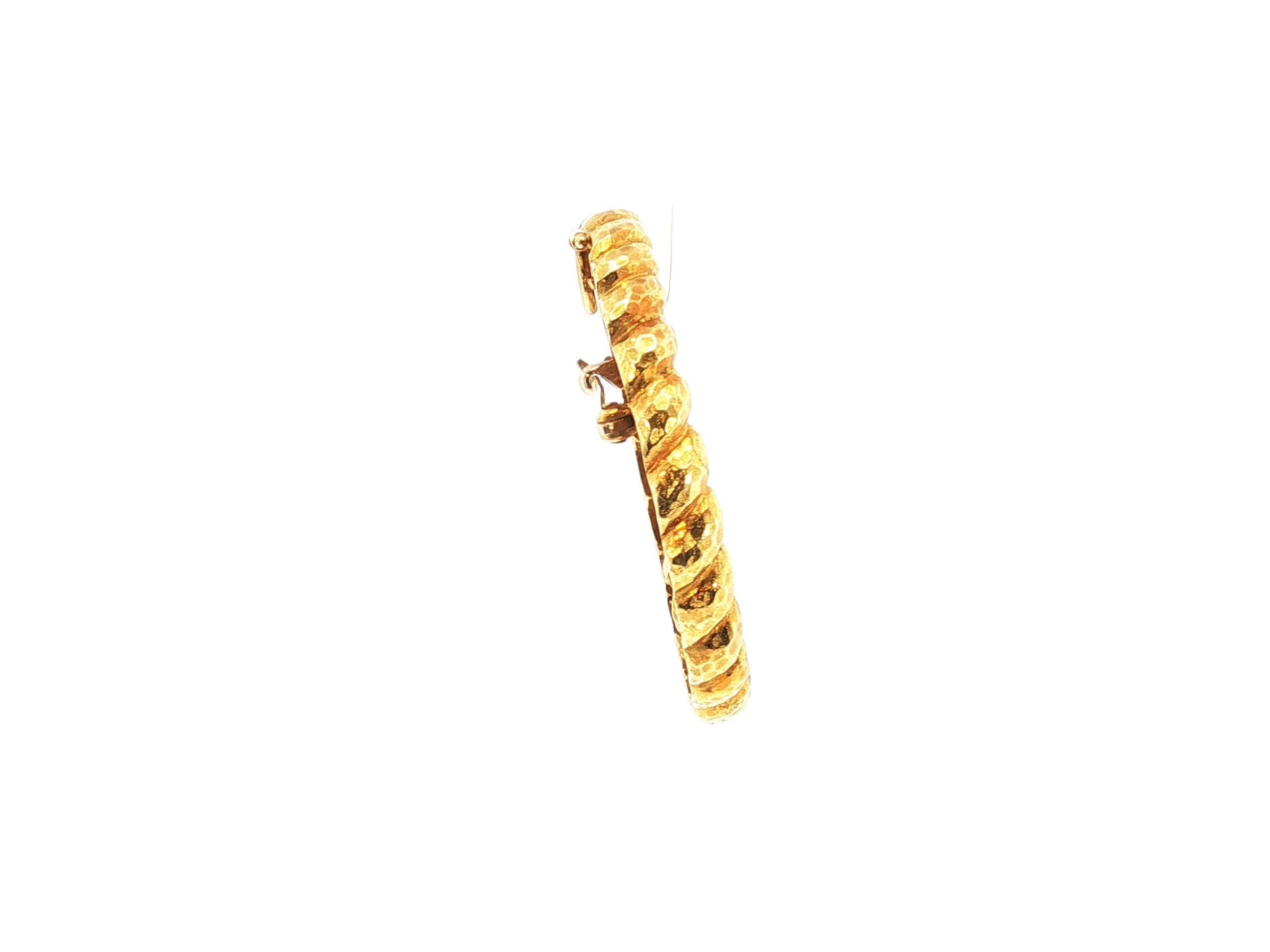 David Webb 18 Karat Yellow Gold Pin Brooch 1.8x0.2 Inch 42.07 Grams