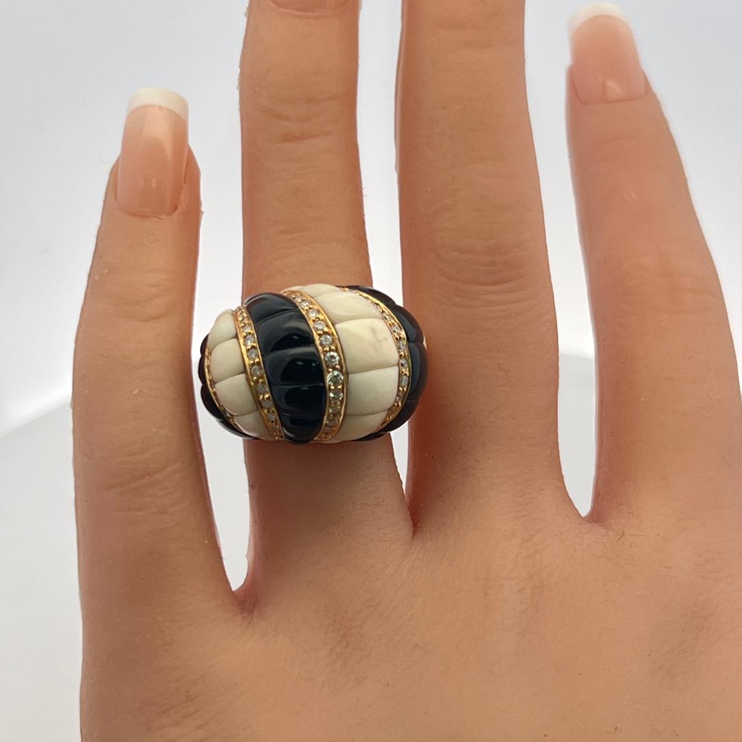 18K Yellow Gold Cocktail Ring with Onyx 0.29 Carat Round Diamonds Size 6.75