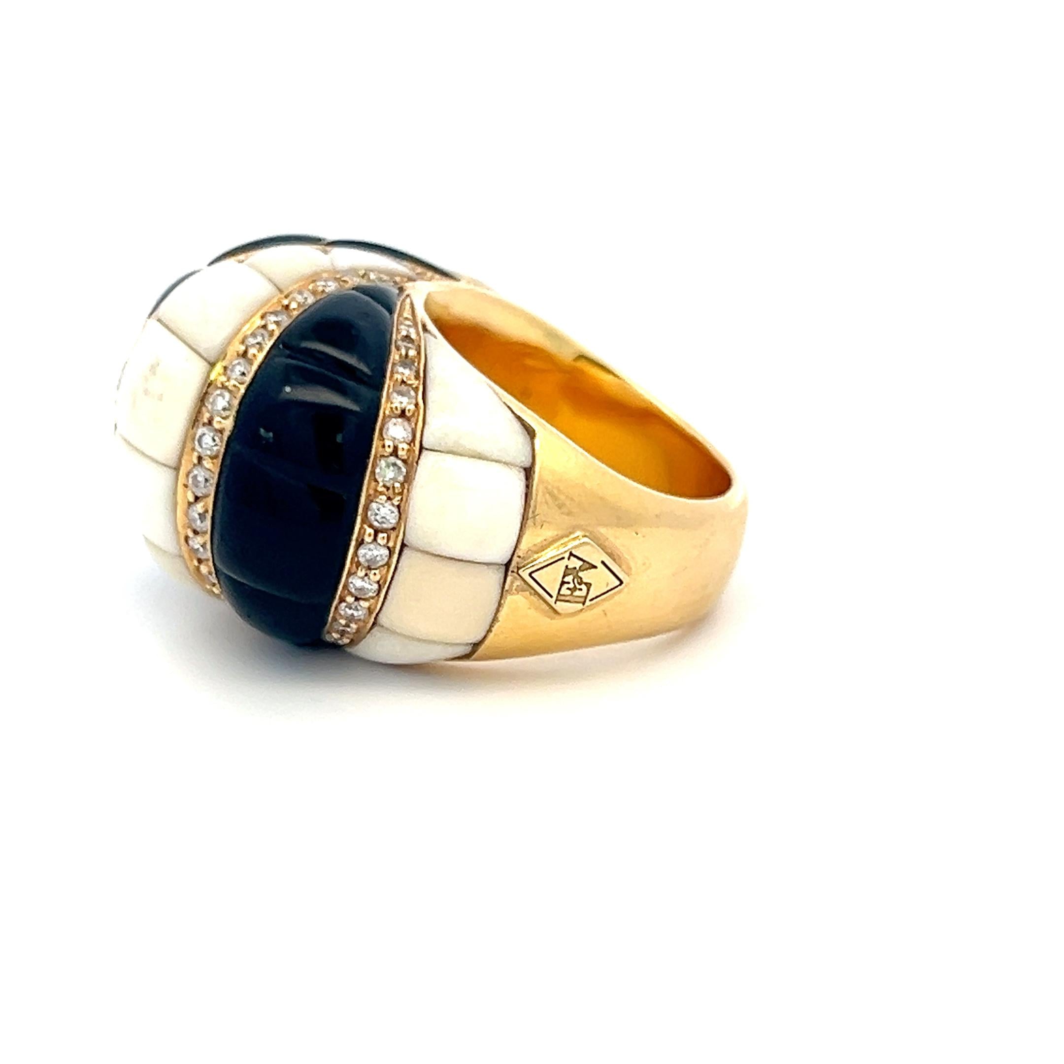 18K Yellow Gold Cocktail Ring with Onyx 0.29 Carat Round Diamonds Size 6.75