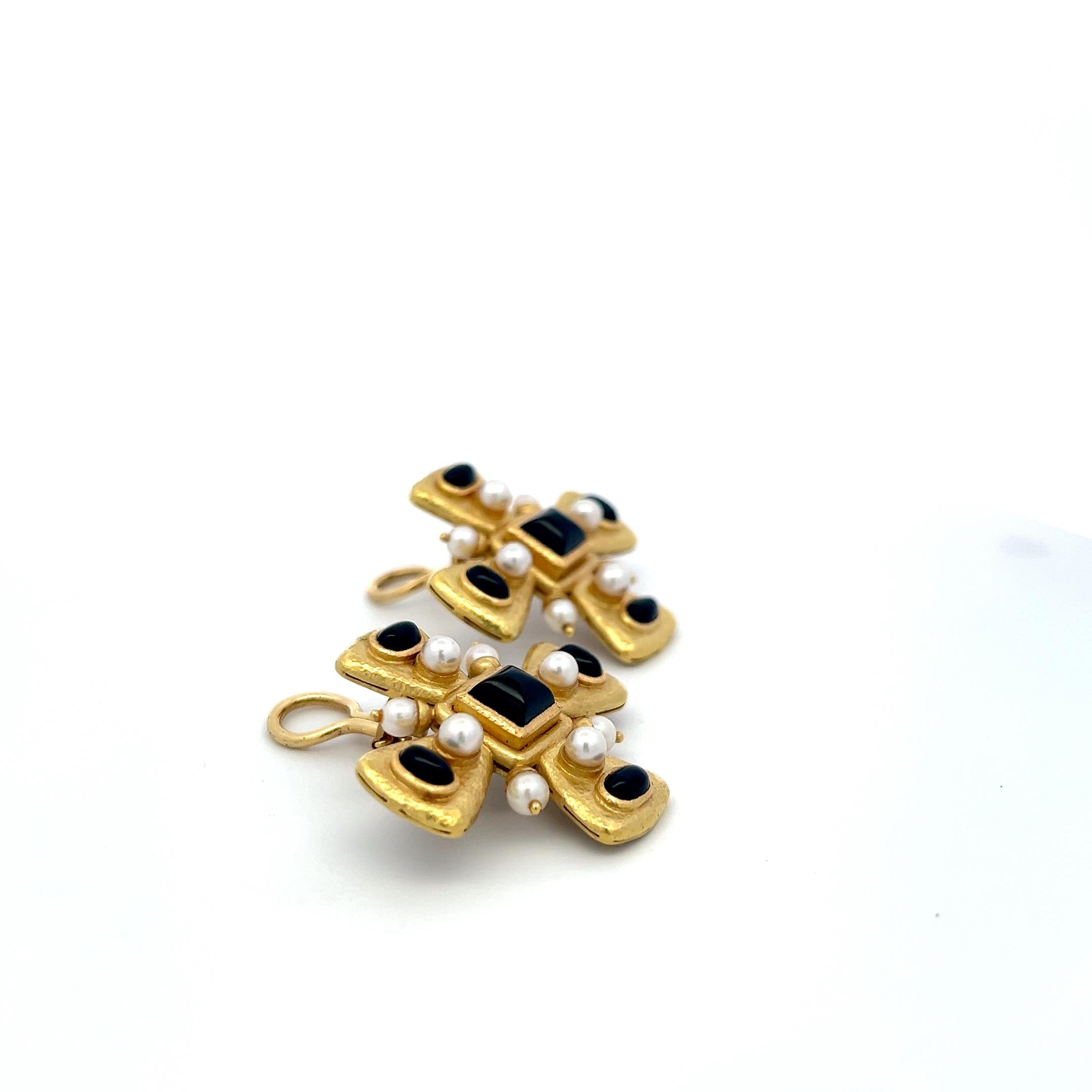 Elizabeth Gage 18K YG Clip-On Earrings 6.81x6.76mm Onyx & 4.35x4.21mm Pearls