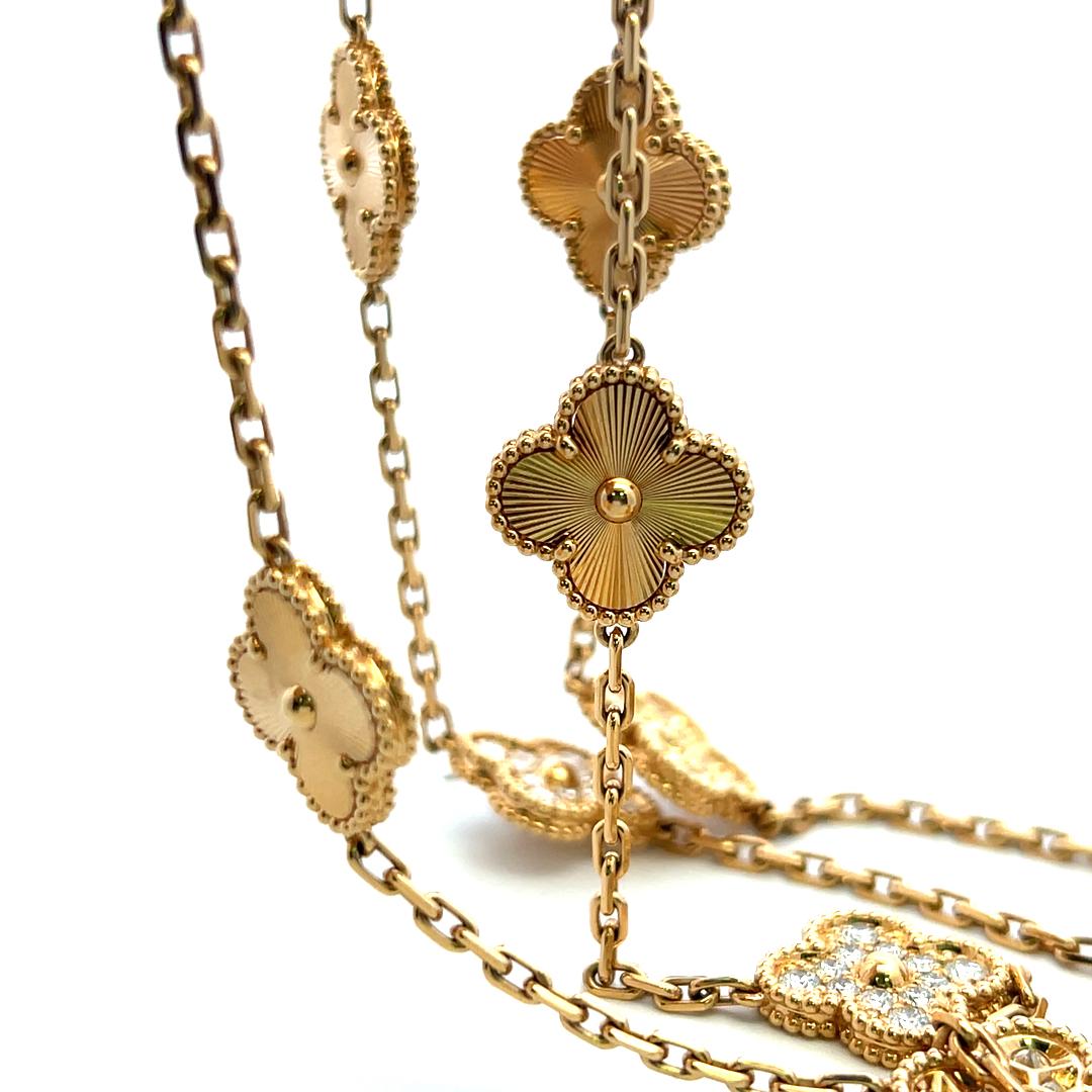 Van Cleef & Arpels 18K Yellow Gold Clover Necklace 4.83ct Round F VVS Diamonds