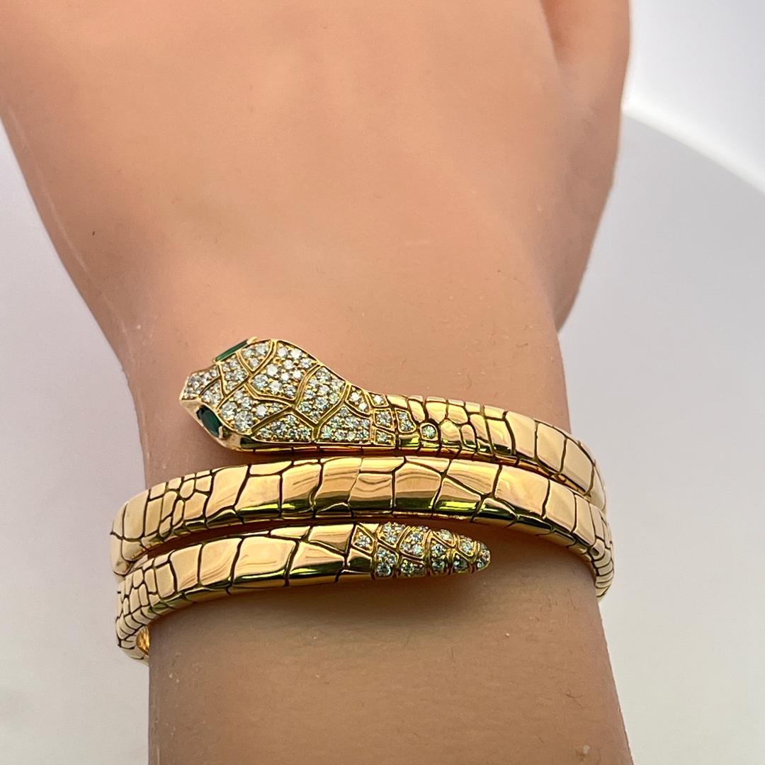 Crivelli 18K YG Bangle Bracelet with 1.06ct Round G VS Diamonds & 0.3ct Emerald