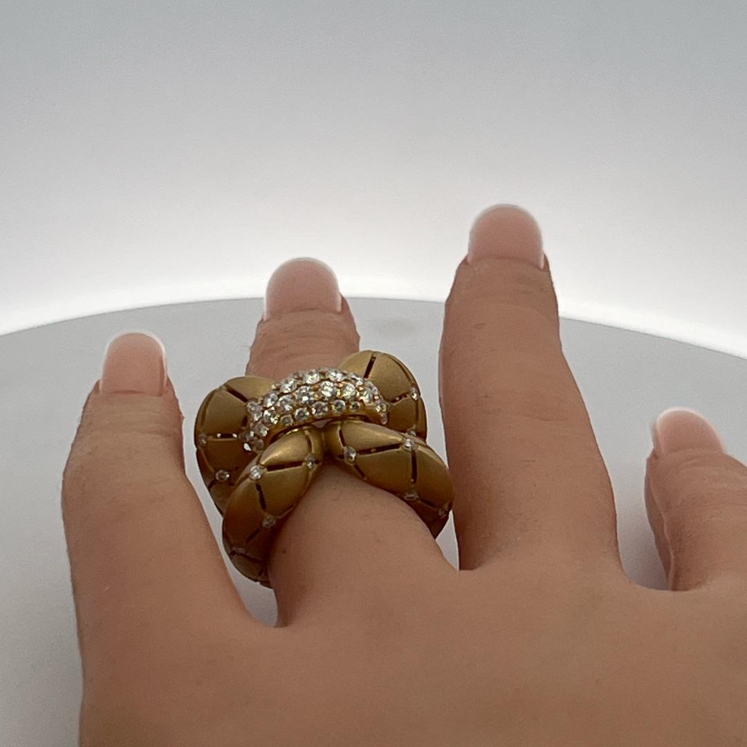 Vintage 18K Yellow Gold Cocktail Ring with 1.4 Carat Round H VS Diamonds Size 6