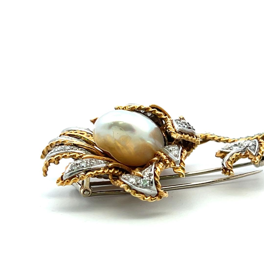 18K YG Flower Pin Brooch with 1.5 Carat Round H VS Diamonds and Pearl