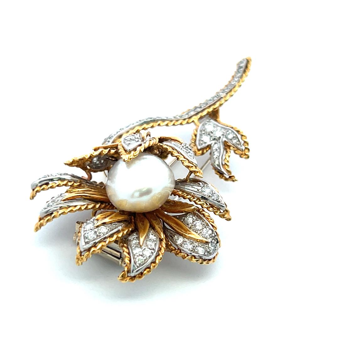 18K YG Flower Pin Brooch with 1.5 Carat Round H VS Diamonds and Pearl