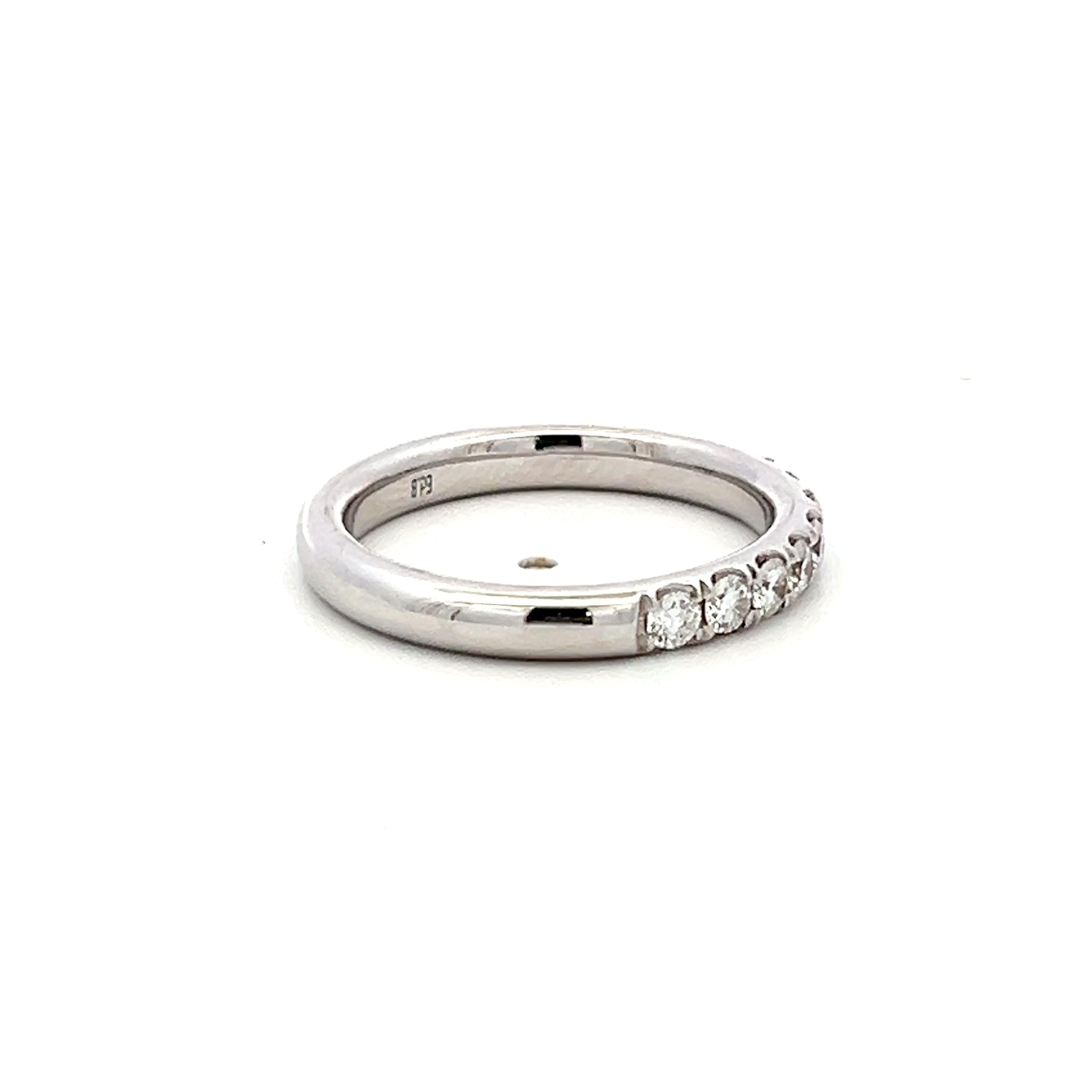 18K White Gold Half-Eternity Band Ring 0.78 Carat Round G VS Diamonds Size 6