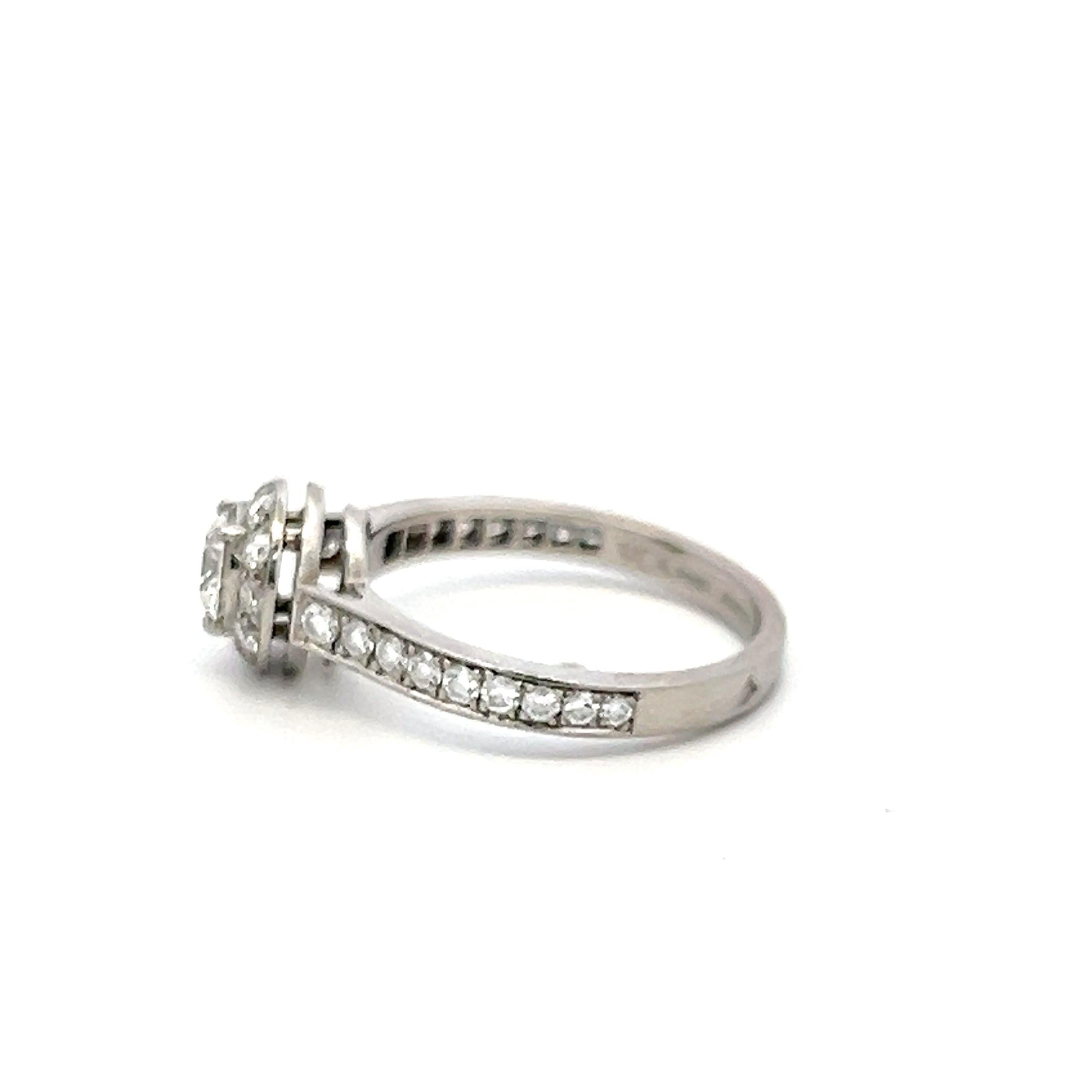 Van Cleef & Arpels Platinum Engagement Ring 0.77 Carat Round Diamonds E VVS2 GIA