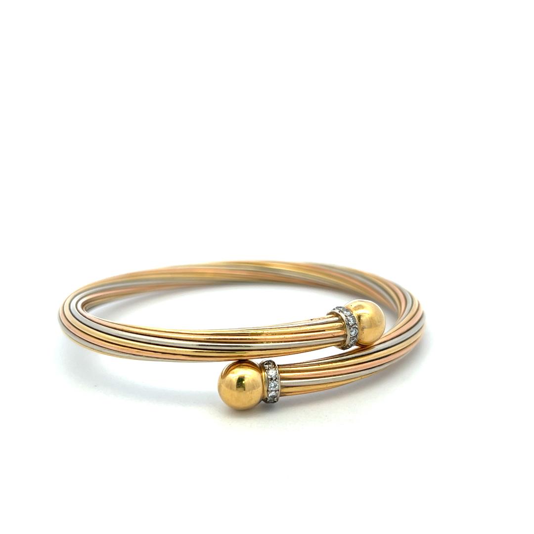Vintage 18K Two Tone Gold Bangle Bracelet with 0.15 Carat Round K-I1 Diamonds