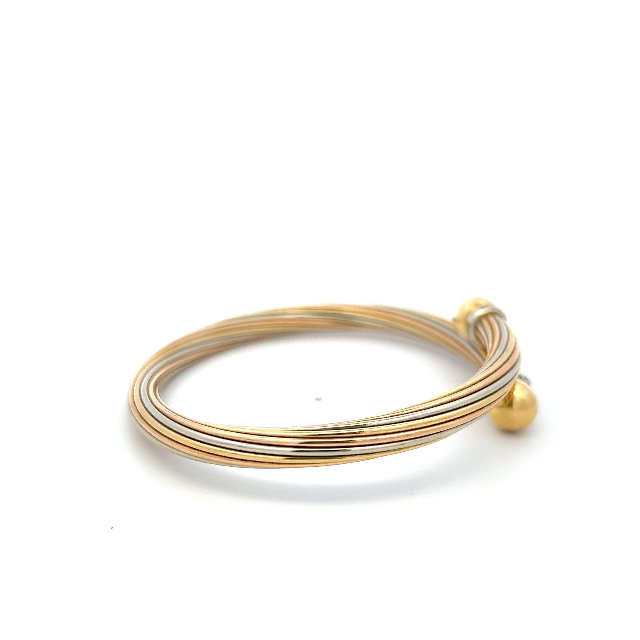 Vintage 18K Two Tone Gold Bangle Bracelet with 0.15 Carat Round K-I1 Diamonds
