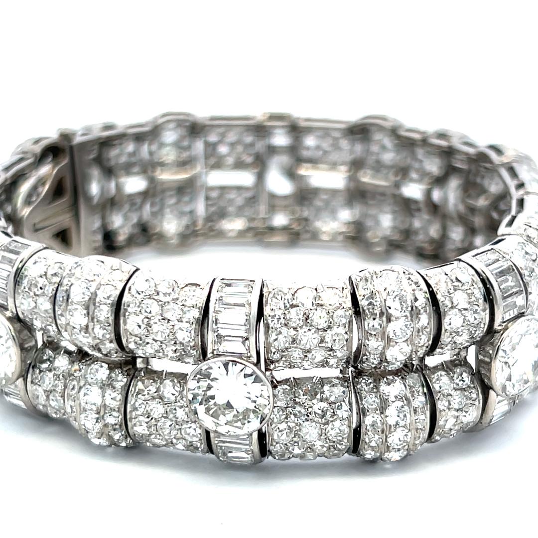 Vintage Platinum Art-Deco Bracelet with 29.4ct Old European & Baguette Diamonds