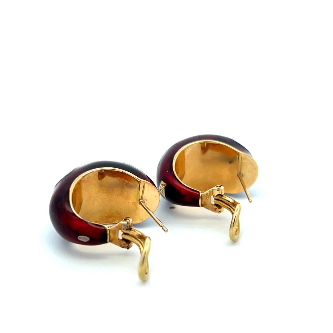 Vintage 18K Yellow Gold Clip On Earrings with 1 Carat Round H VS Diamonds