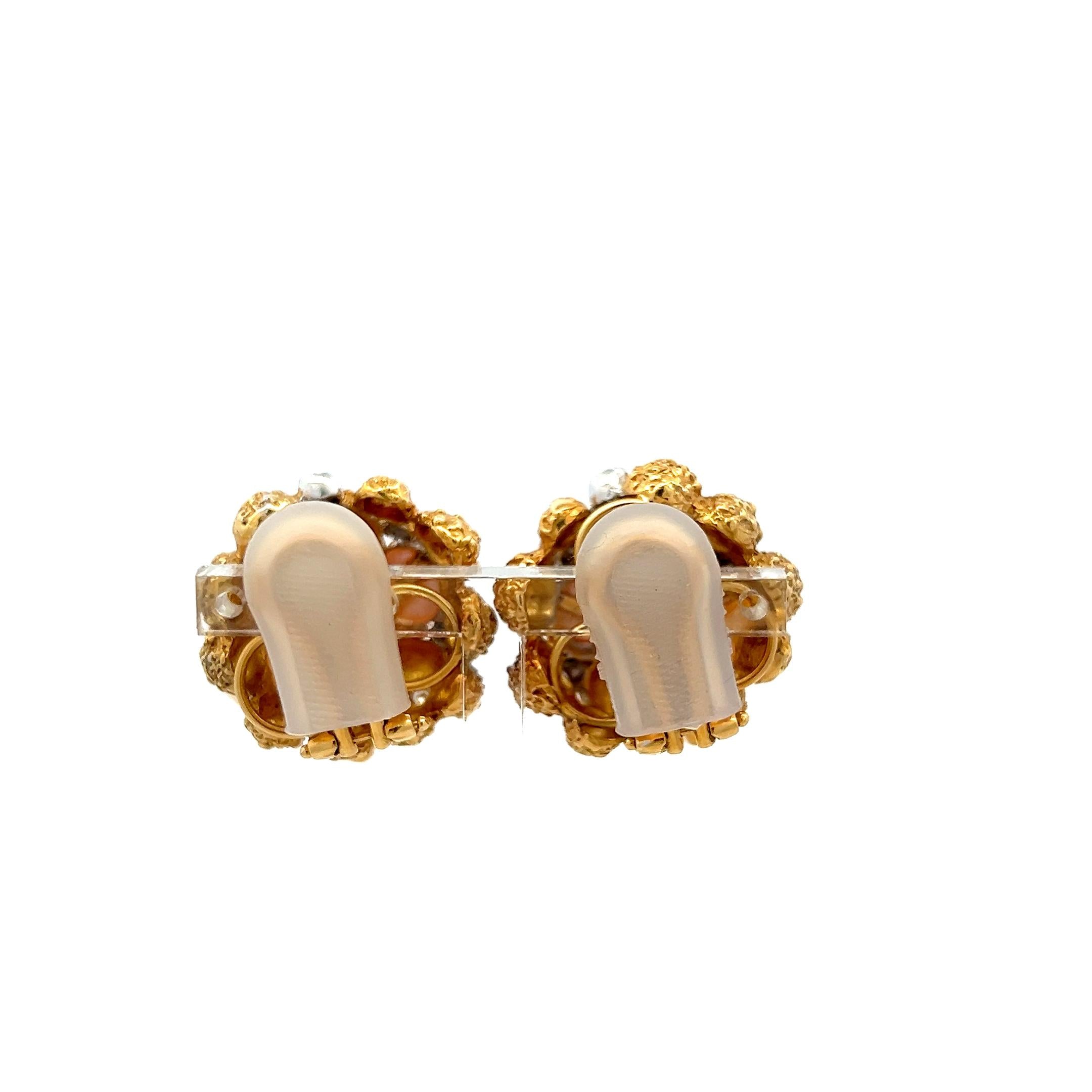 18K Yellow Gold Clip On Earrings with 0.66 Carat Round Diamonds 6.4-7.7mm Pearls