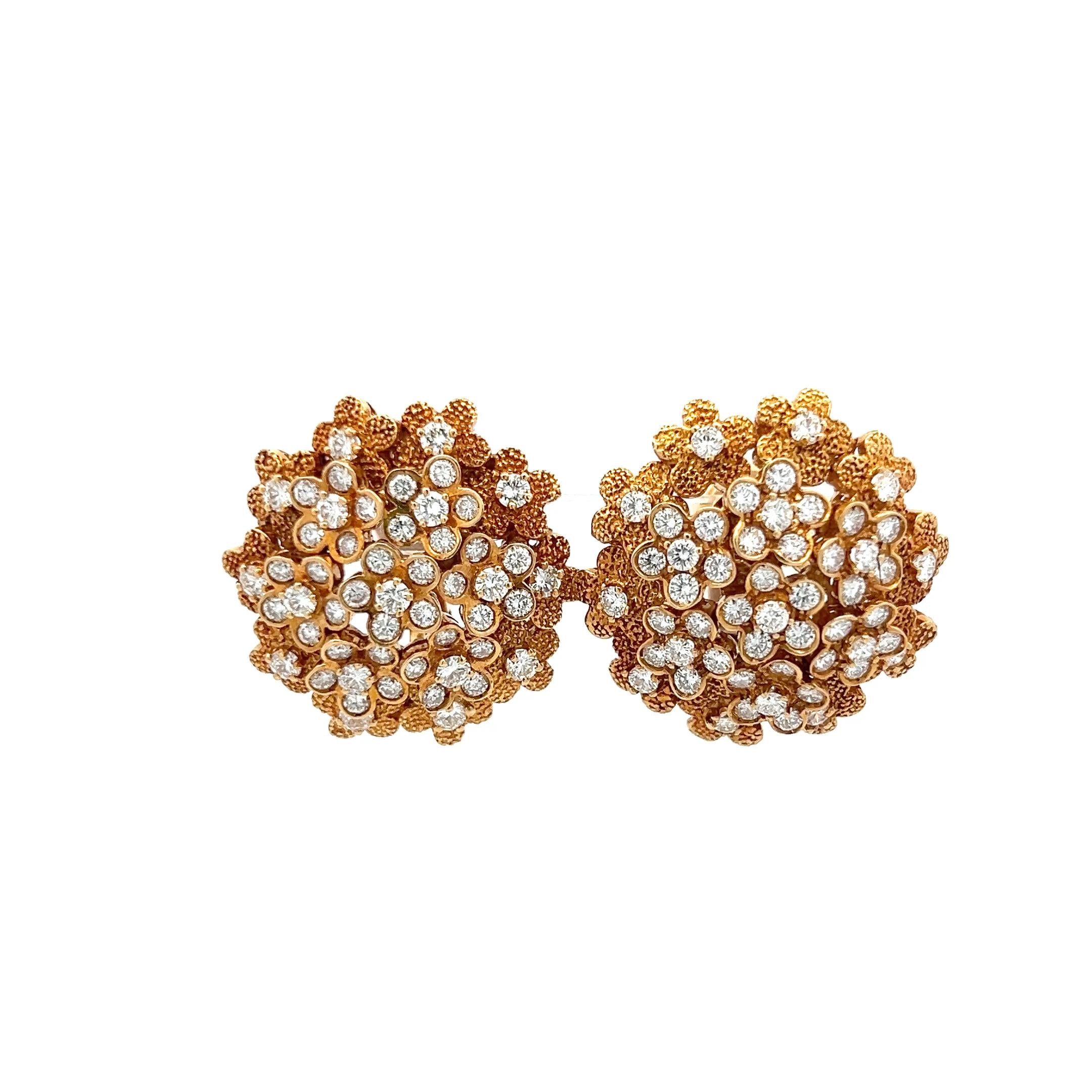 Vintage 18K Yellow Gold Clip On Earrings with 4.25 Carat Round H VS Diamonds