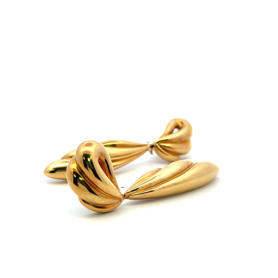 Vintage 18K Yellow Gold Bold Dangling Earrings 2.96 Inch 43.49 Grams