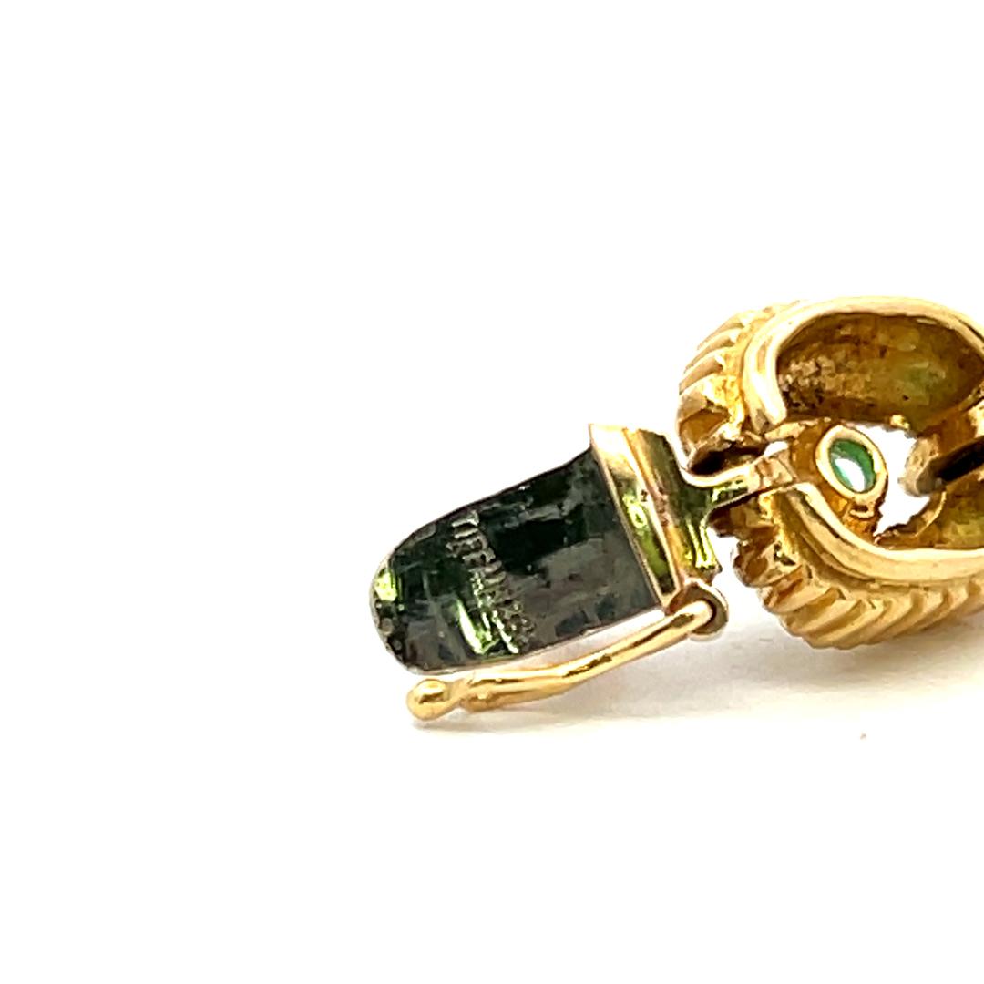 Tiffany & Co Vintage 18 Karat Yellow Gold Link Bracelet with 1.3 Carat Emeralds