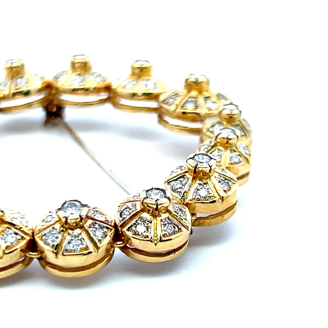 Vintage 18K Yellow Gold Pin Brooch with 1.36 Carat Round H VS Diamonds