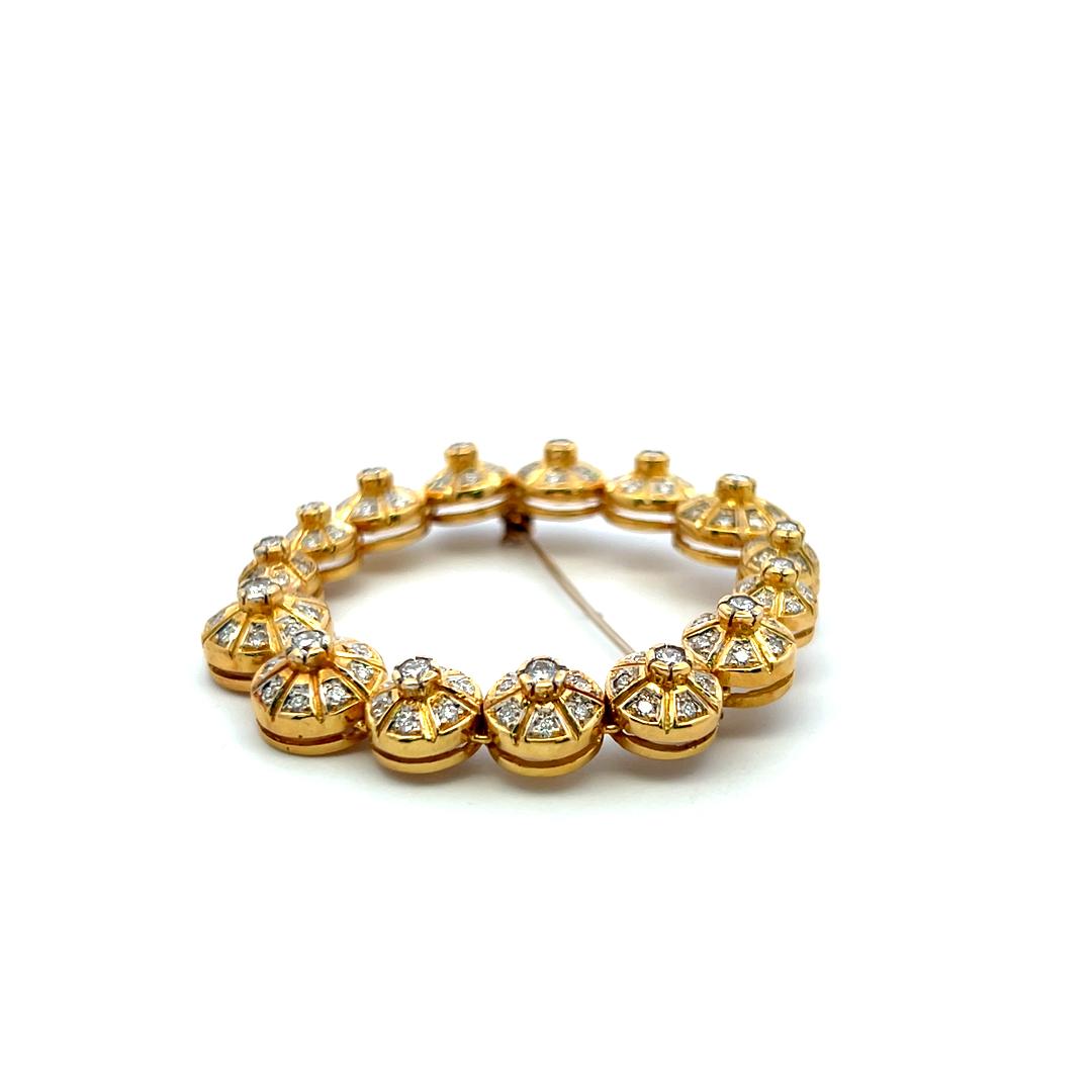 Vintage 18K Yellow Gold Pin Brooch with 1.36 Carat Round H VS Diamonds
