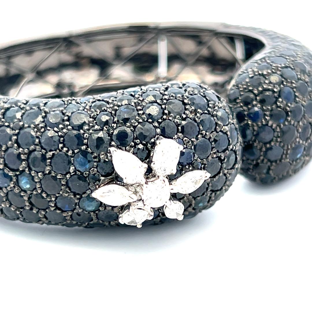 18K White Gold Bangle Bracelet with 2.45ct Mixed Cut H VS Diamonds 25ct Sapphire