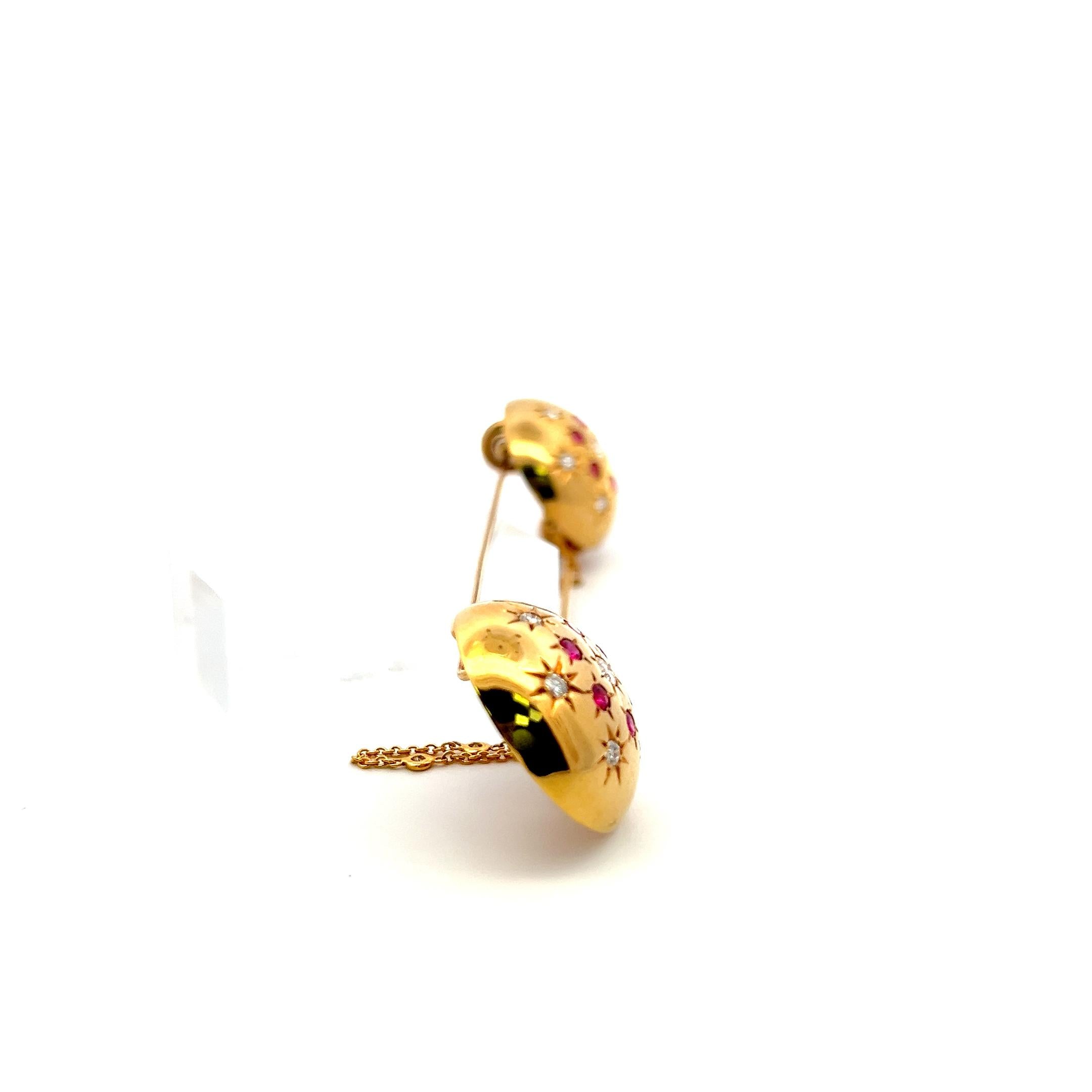 18K Yellow Gold Pin Brooch with 0.95 Carat Round H SI Diamonds & 0.84 Carat Ruby