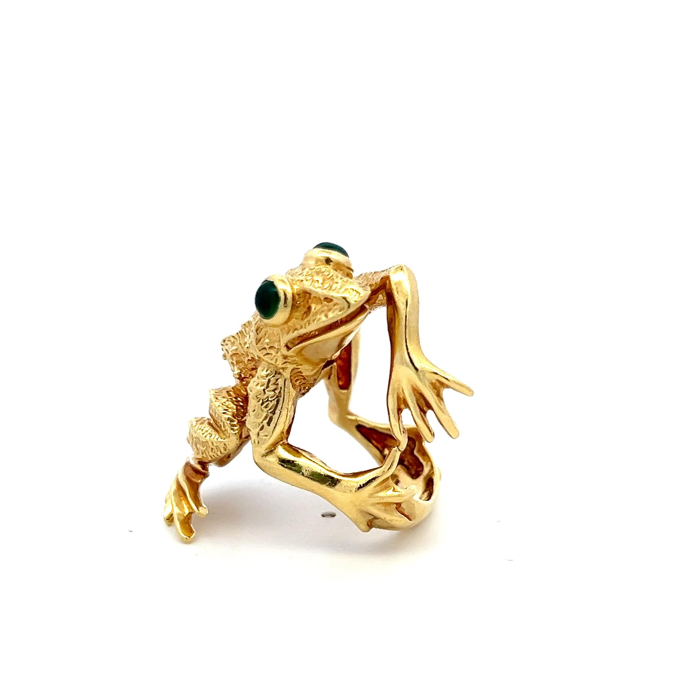 Kert Win 18K Yellow Gold Cocktail Frog Ring with 0.4 Carat Emerald in Size 7