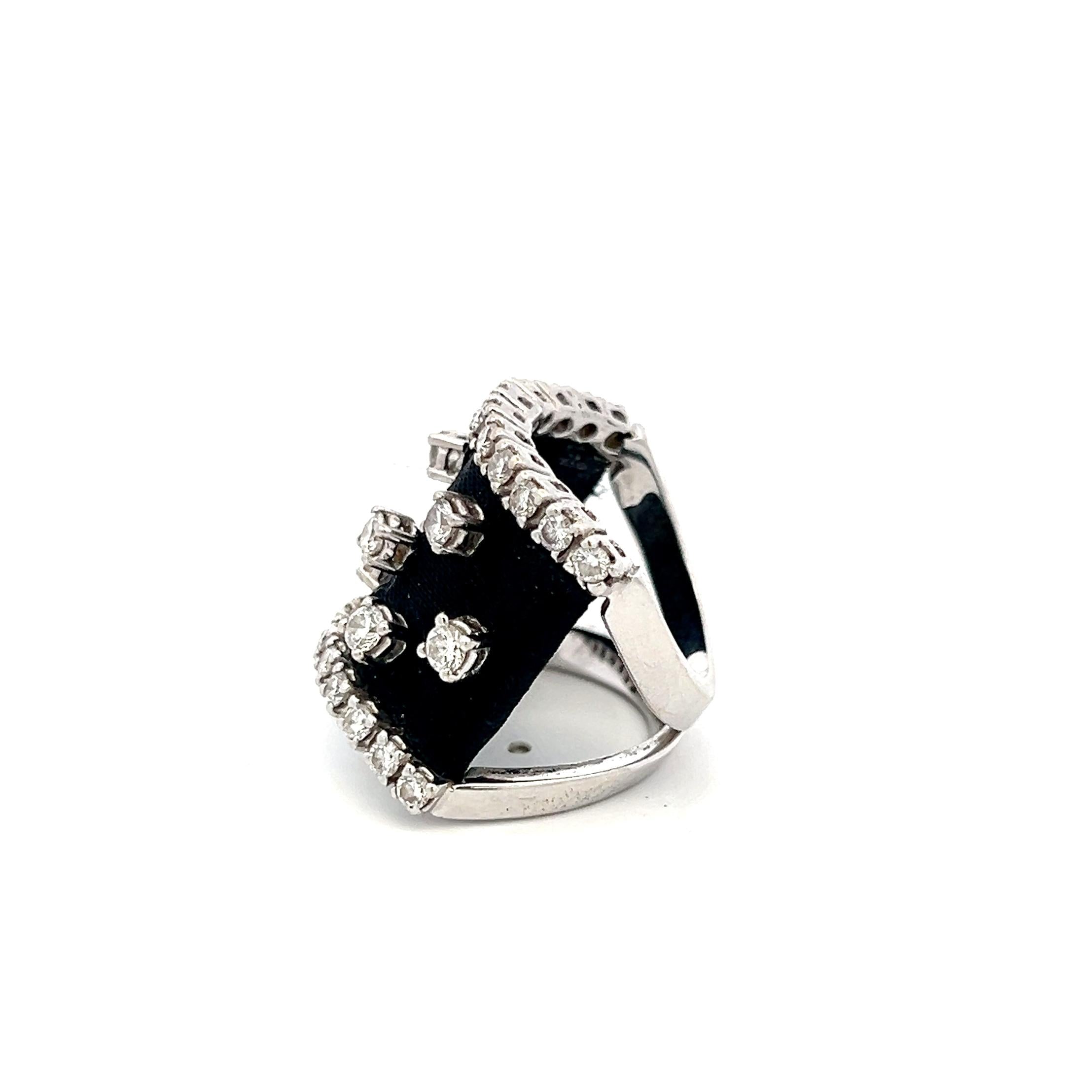Vintage 18K White Gold Cocktail Ring with 1.8 Carat Round H VS Diamonds Size 6.5