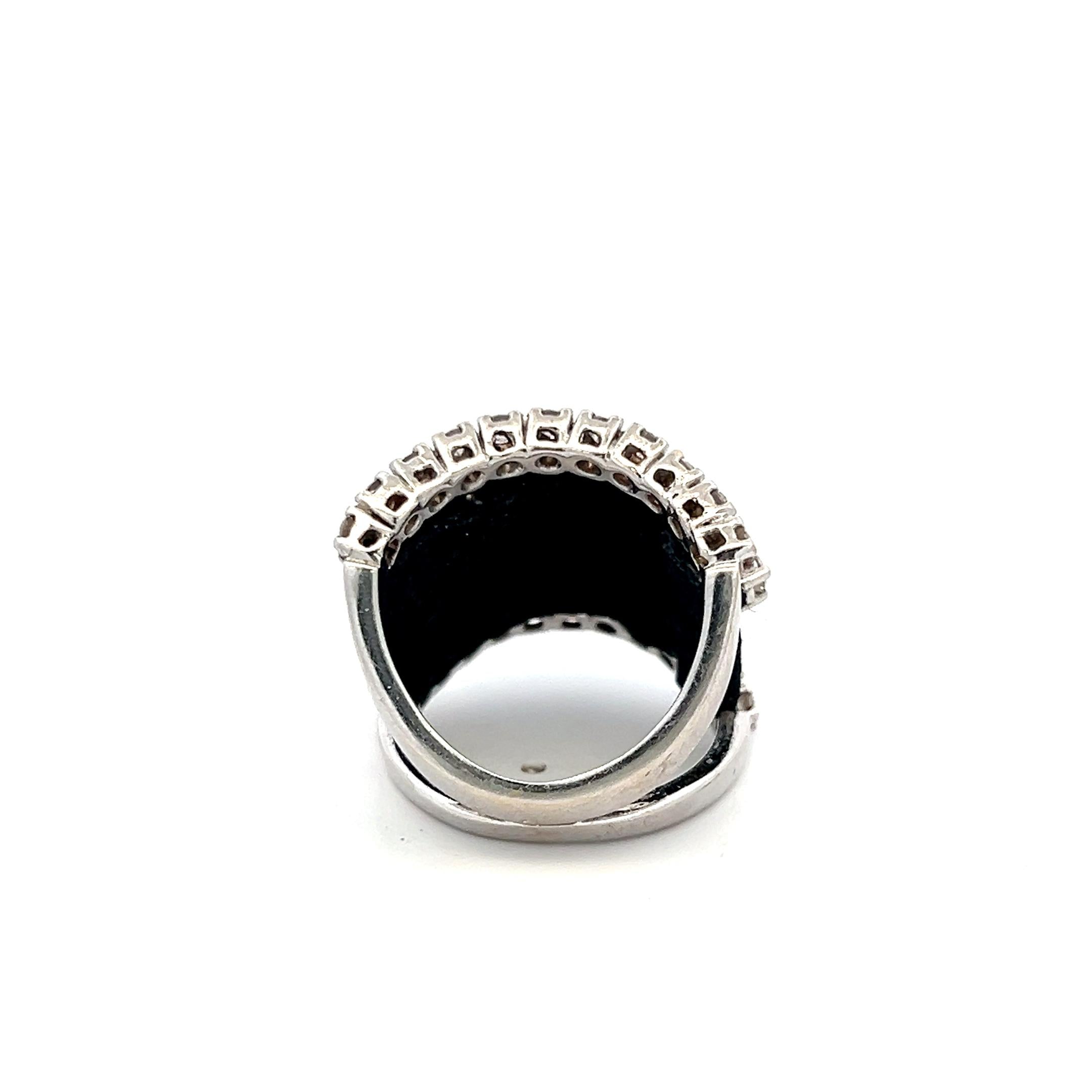 Vintage 18K White Gold Cocktail Ring with 1.8 Carat Round H VS Diamonds Size 6.5
