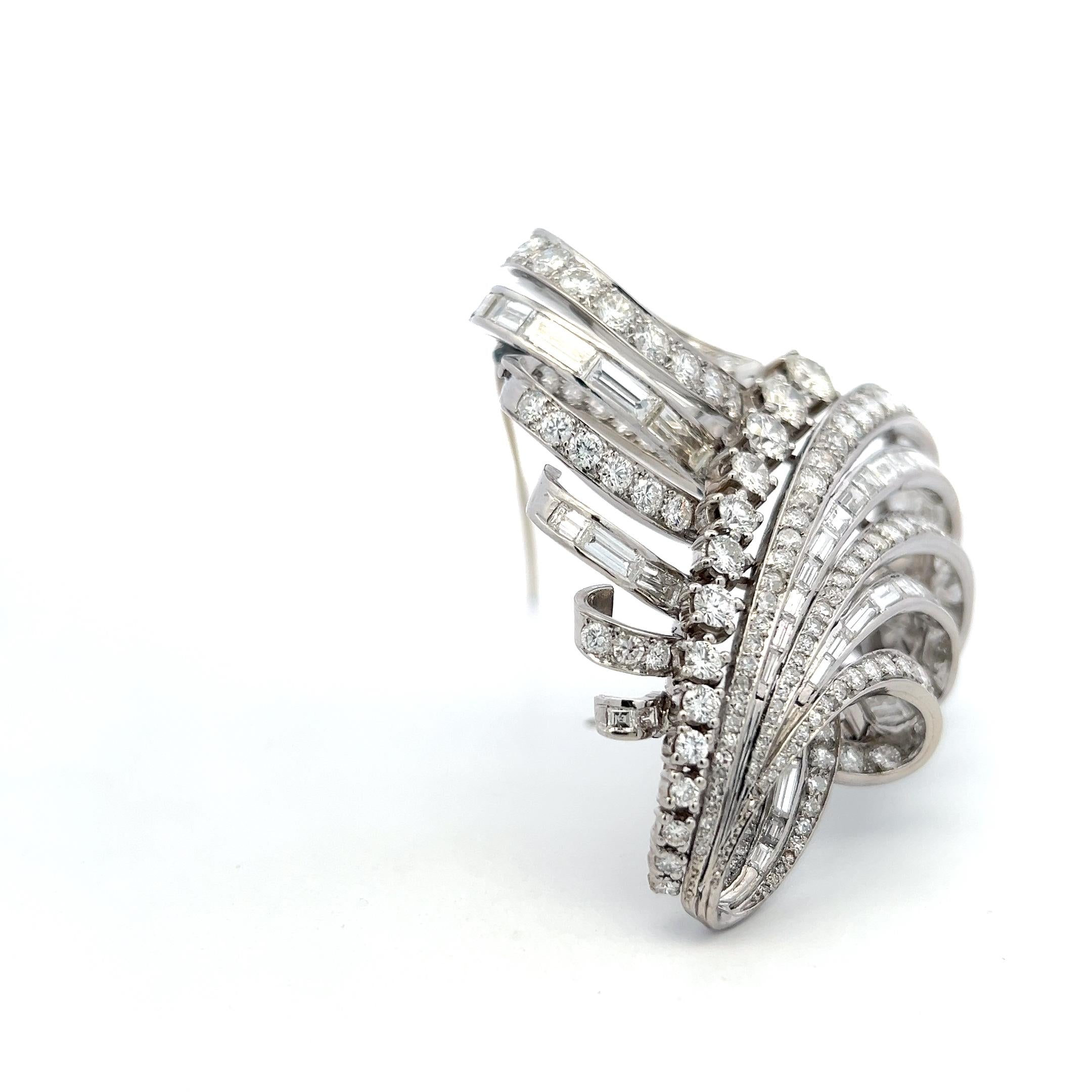 Vintage Platinum Pin Brooch with 17.6 Carat Mixed Cut G VS Diamonds 60.4 Grams