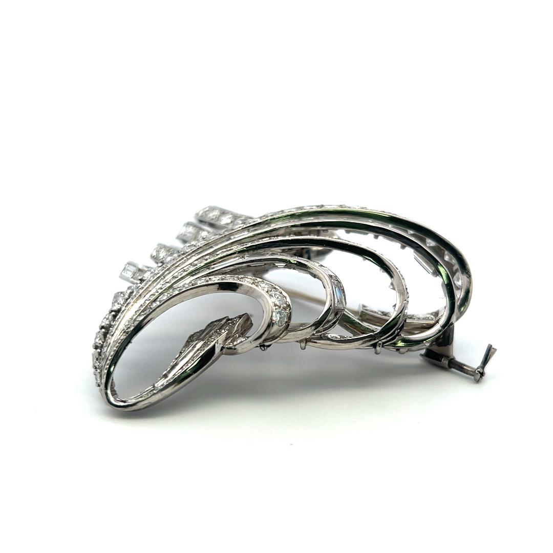 Vintage Platinum Pin Brooch with 17.6 Carat Mixed Cut G VS Diamonds 60.4 Grams