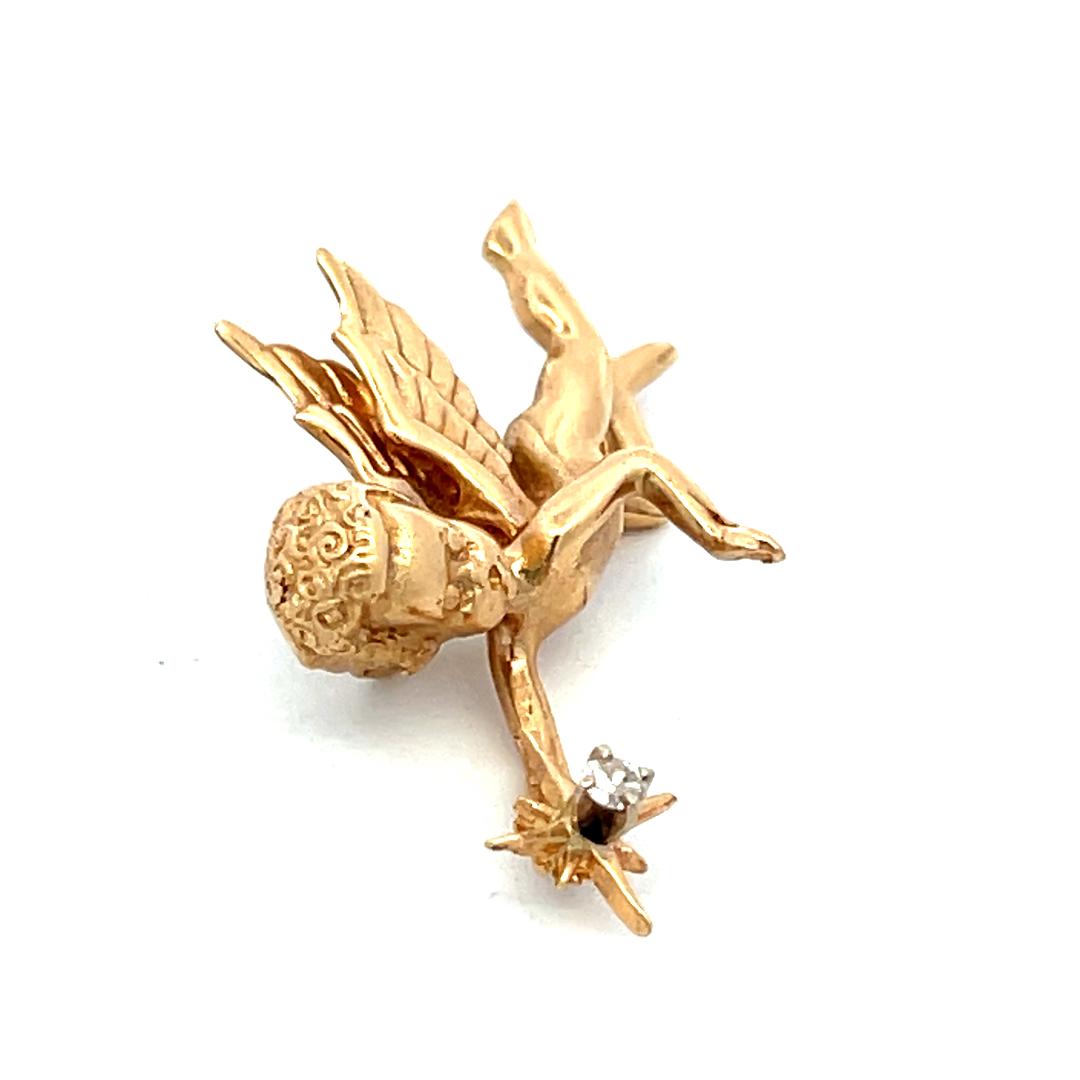Vintage 14K Yellow Gold Winged Cherub Pin Brooch with 0.06 Carat Round Diamonds