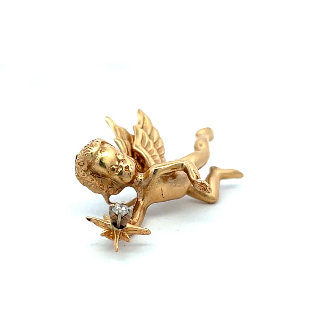 Vintage 14K Yellow Gold Winged Cherub Pin Brooch with 0.06 Carat Round Diamonds