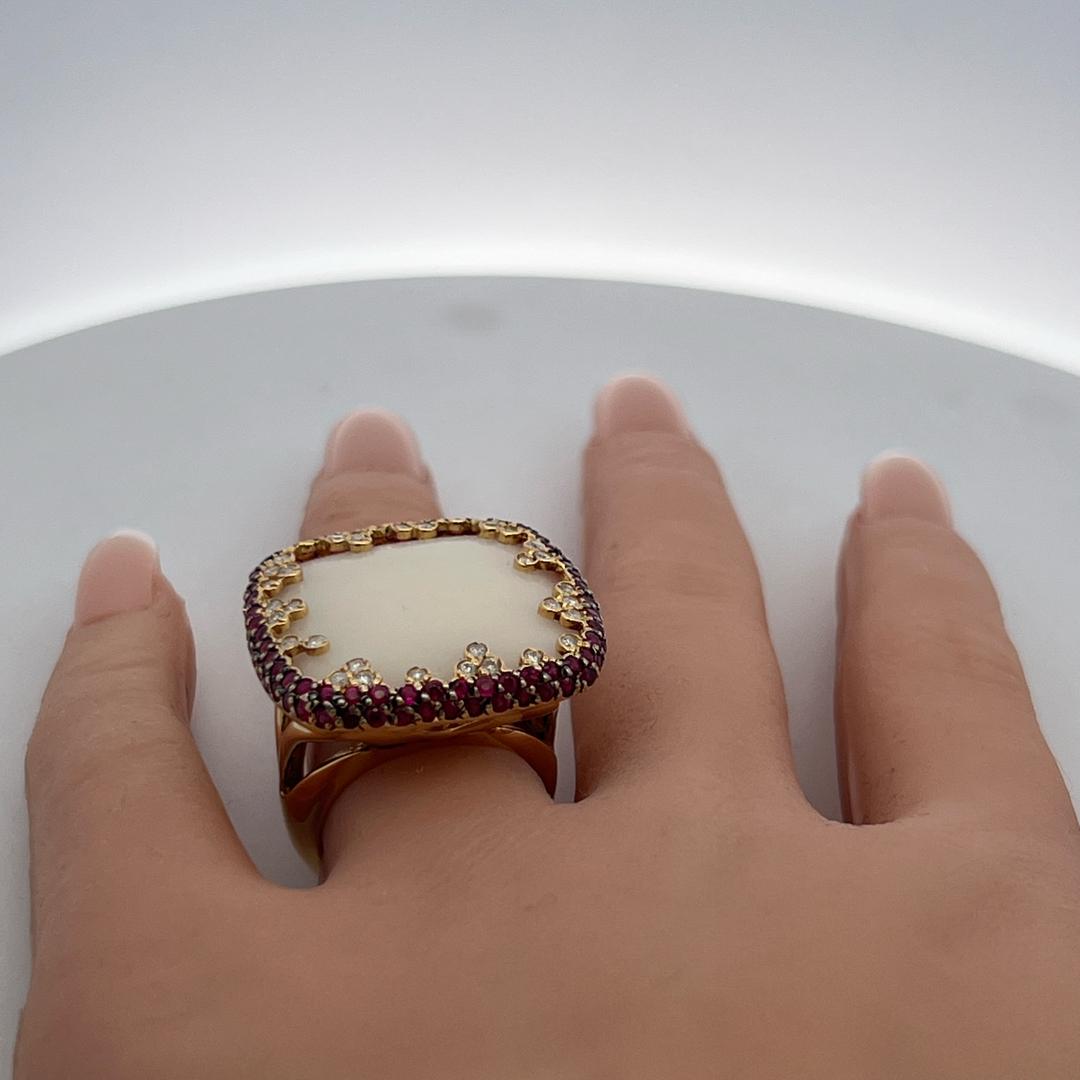 18K Yellow Gold Cocktail Ring with 0.32ct Round Diamond 1ct Ruby & Agate Size 5