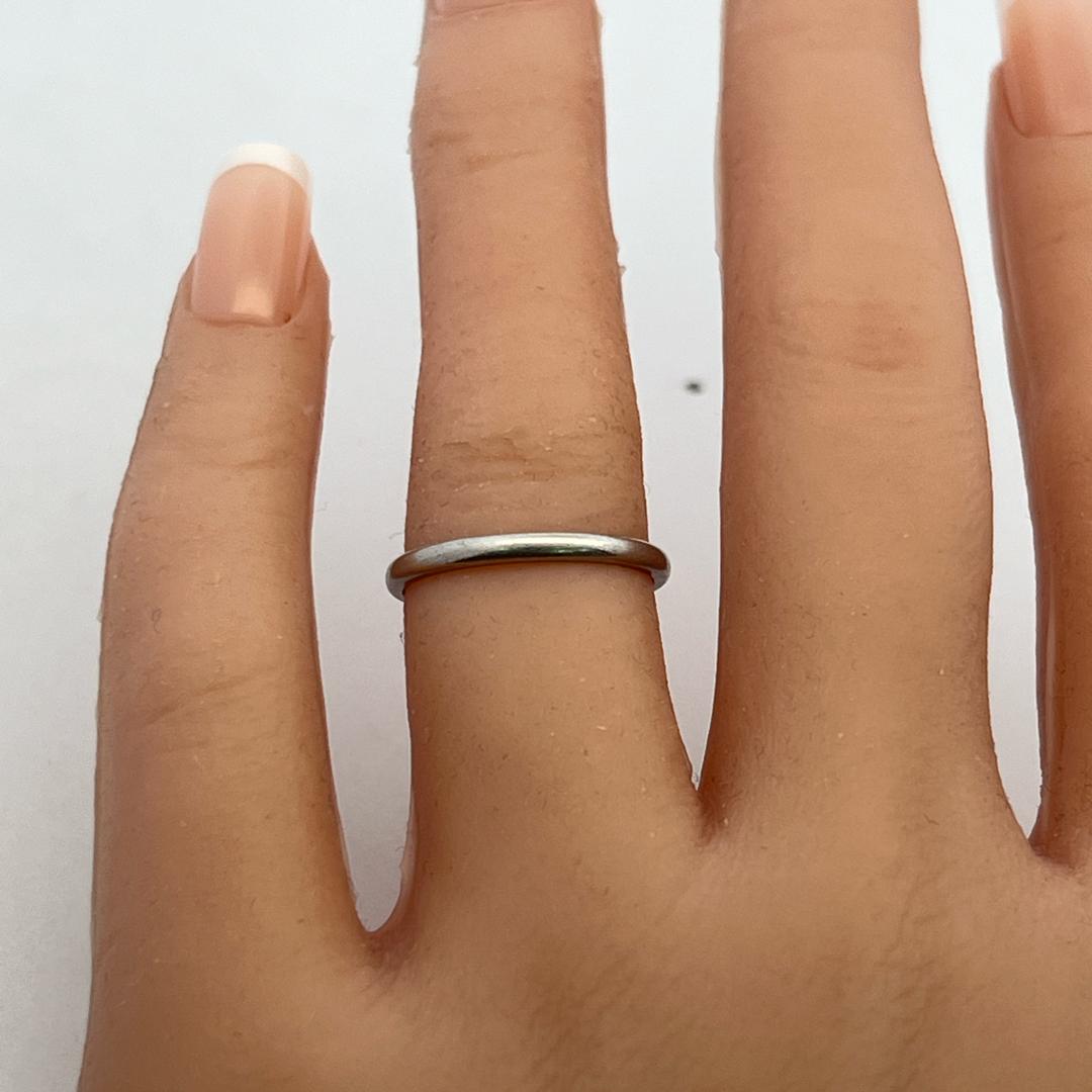 Tiffany & Co Vintage Platinum Band Ring 2.5 Grams Size 5.75