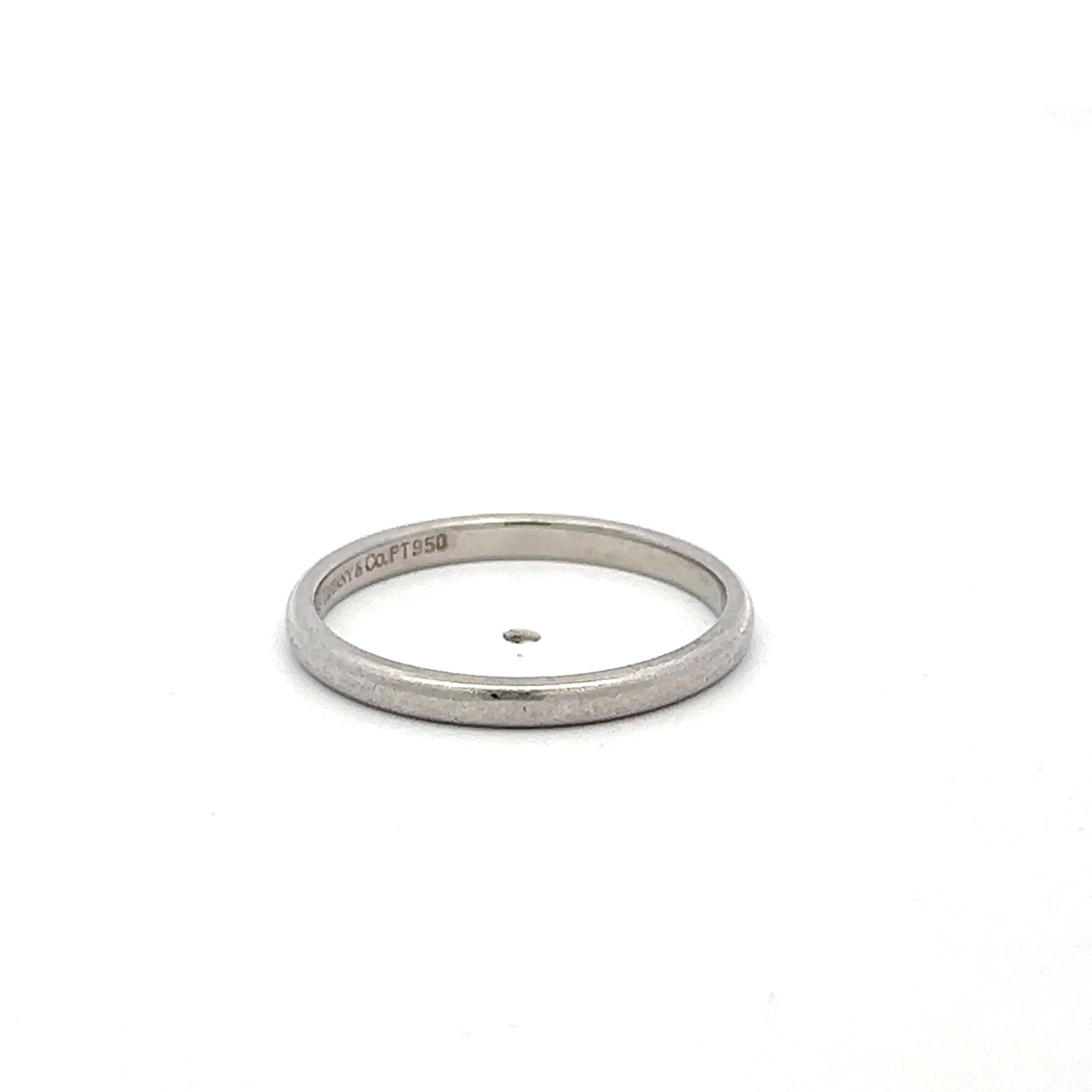 Tiffany & Co Vintage Platinum Band Ring 2.5 Grams Size 5.75