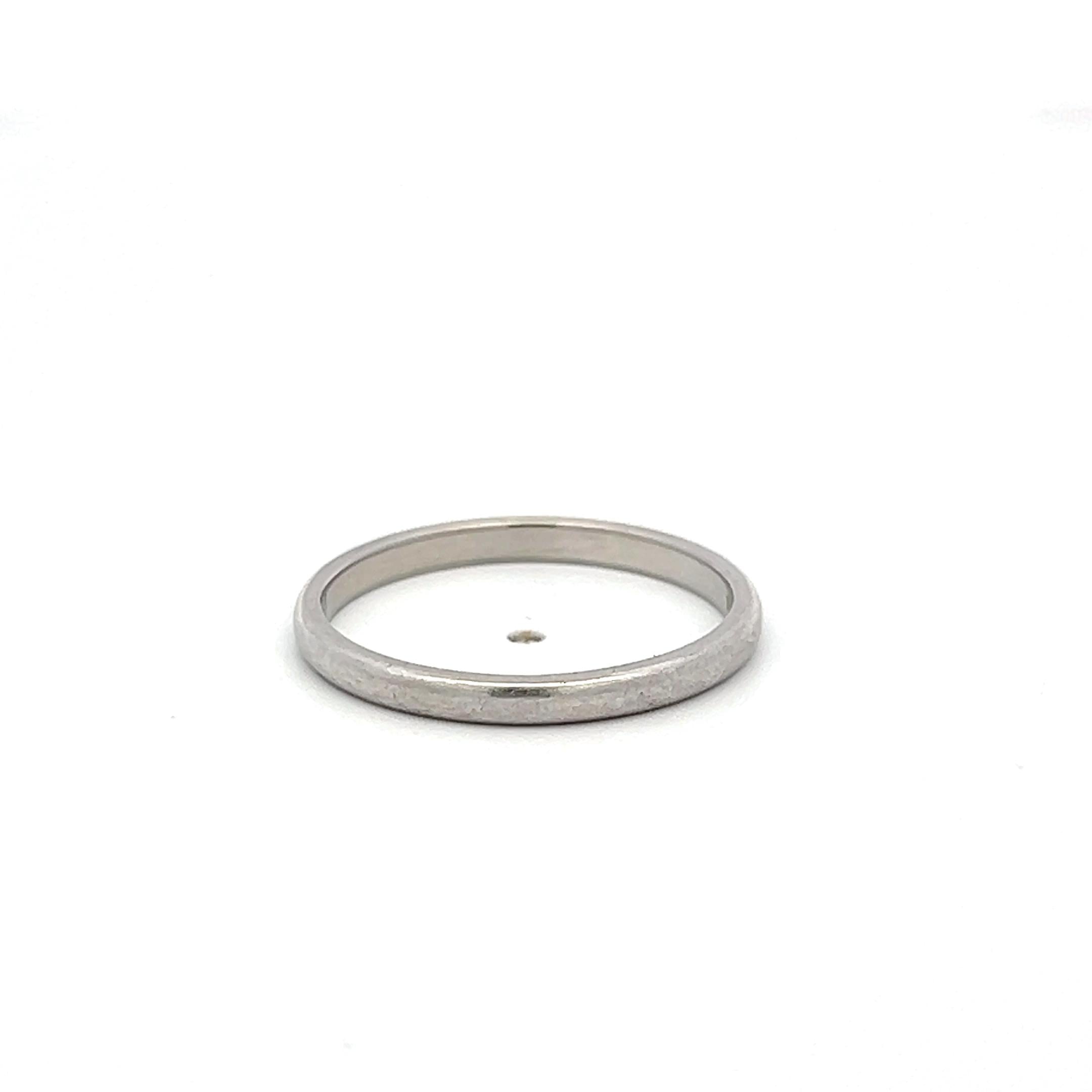 Tiffany & Co Vintage Platinum Band Ring 2.5 Grams Size 5.75