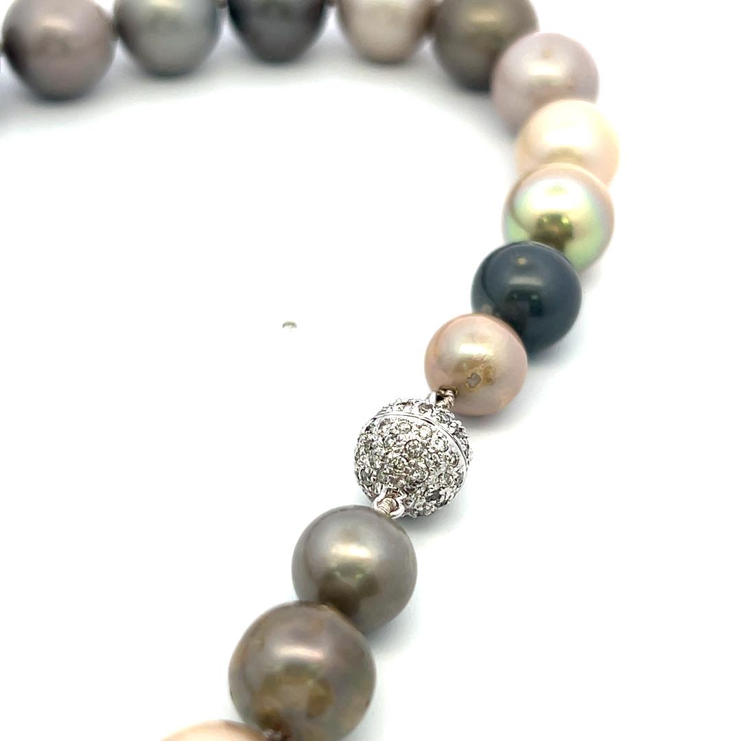 Vintage 18K White Gold Beaded Necklace with 0.96ct Round Diamonds & Pearls