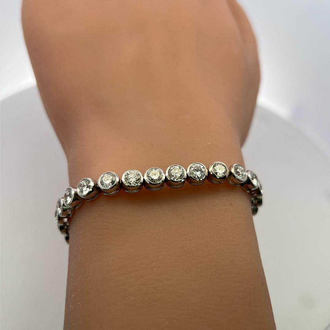 14K White Gold Tennis Bracelet with 7.5 Carat Round H VS Diamonds 15.88 Grams